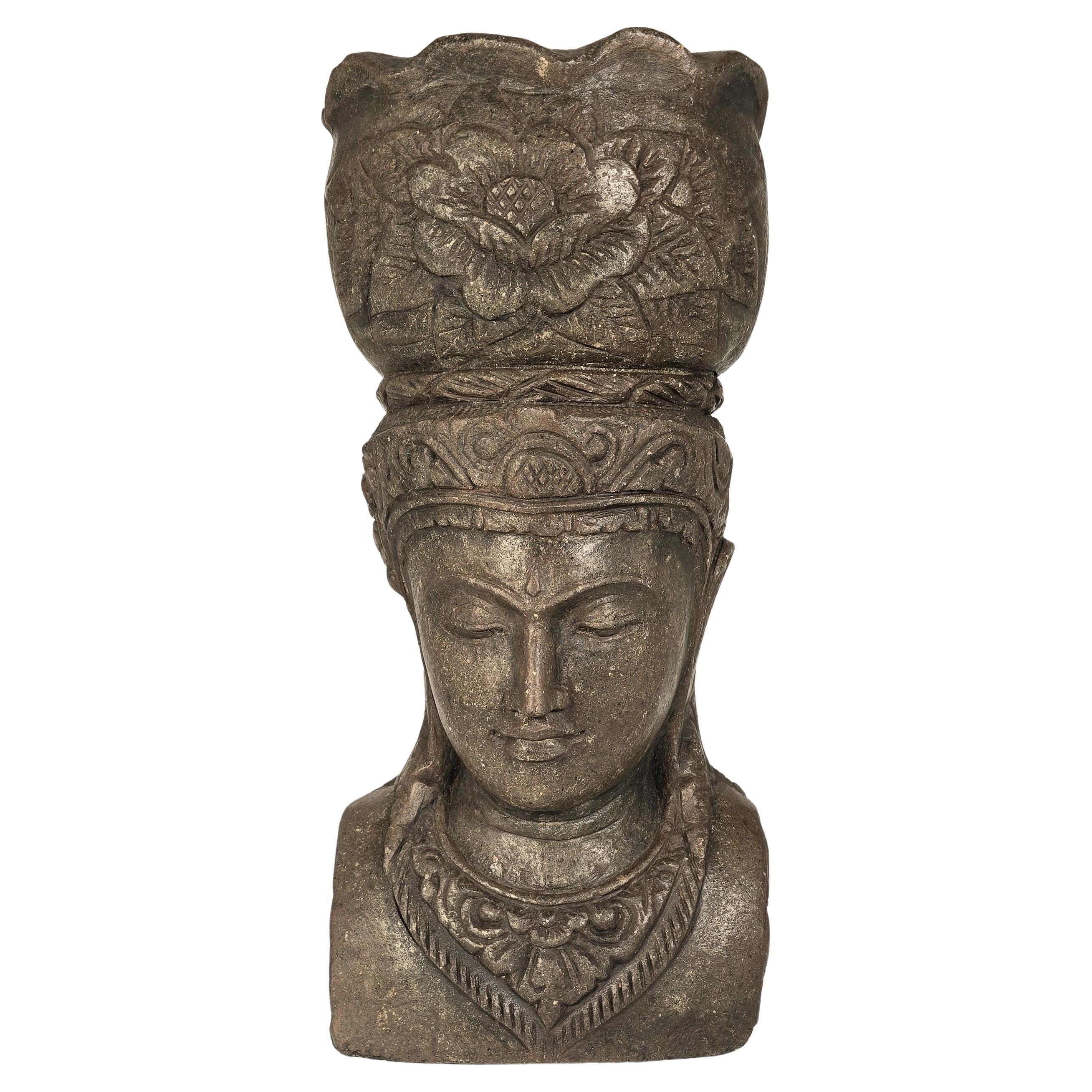 Hand-Carved Übertöpfe und Blumenkästen