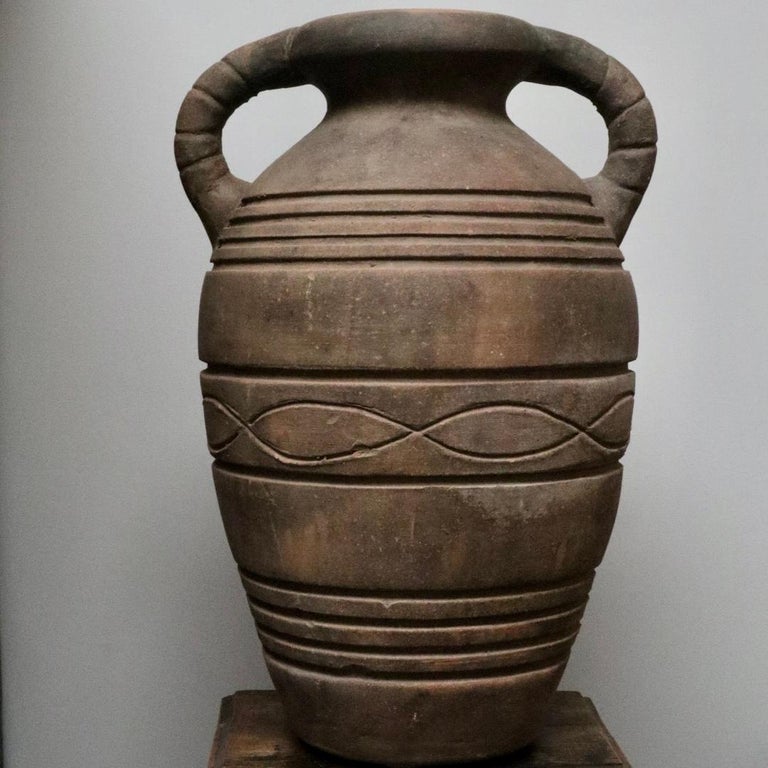 Emiliano is a unique decorative vessel using a mix of ancient and modern techniques to create its bas-relief surface.

Discovered in an hacienda near Lake Cajititlán in Jalisco, Mexico.

Emiliano
Mexico, 1965
Dimension: 17
