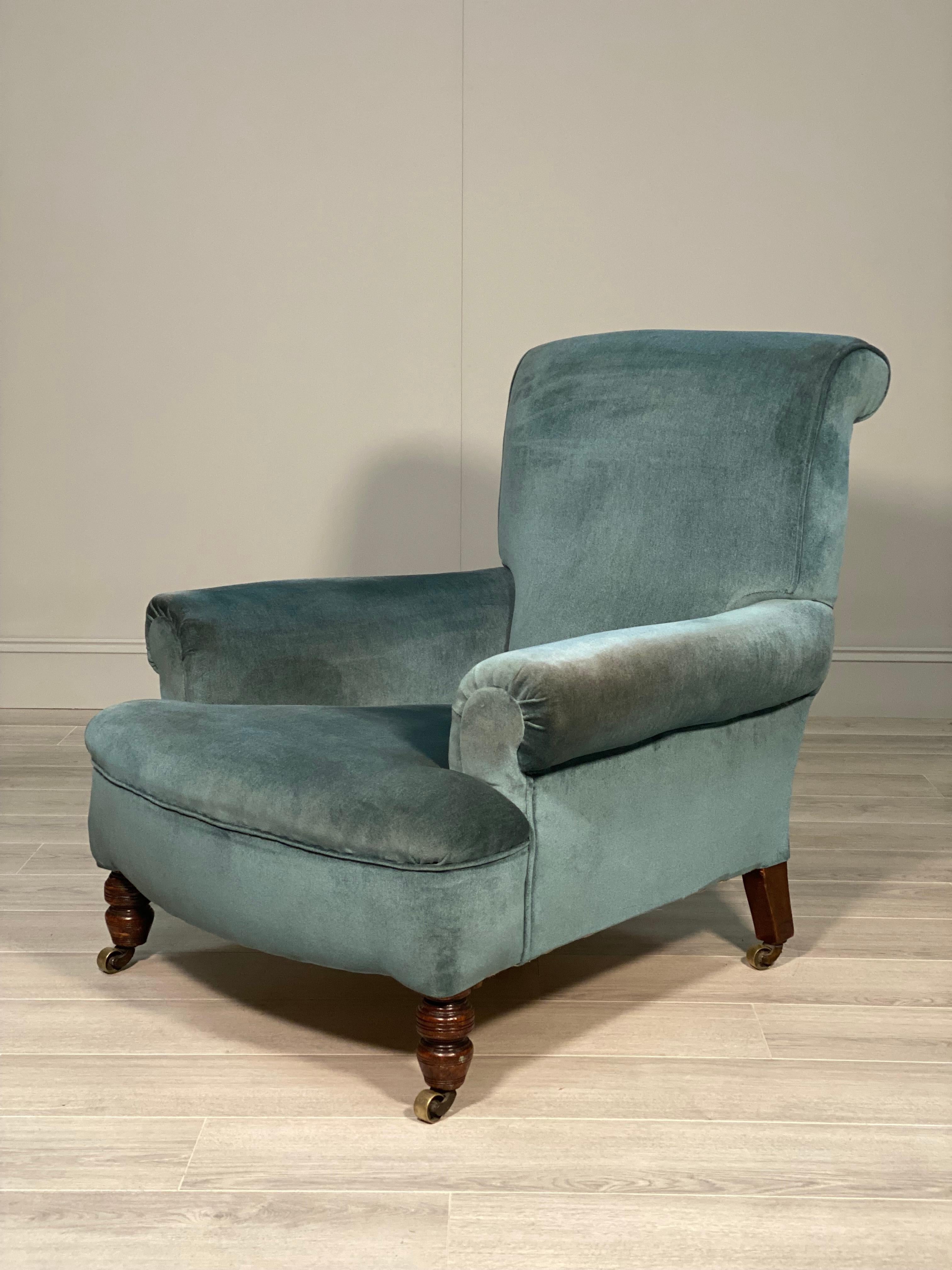 Tief sitzender Sessel im Howard-Stil des 19. Jahrhunderts (Spätes 19. Jahrhundert) im Angebot