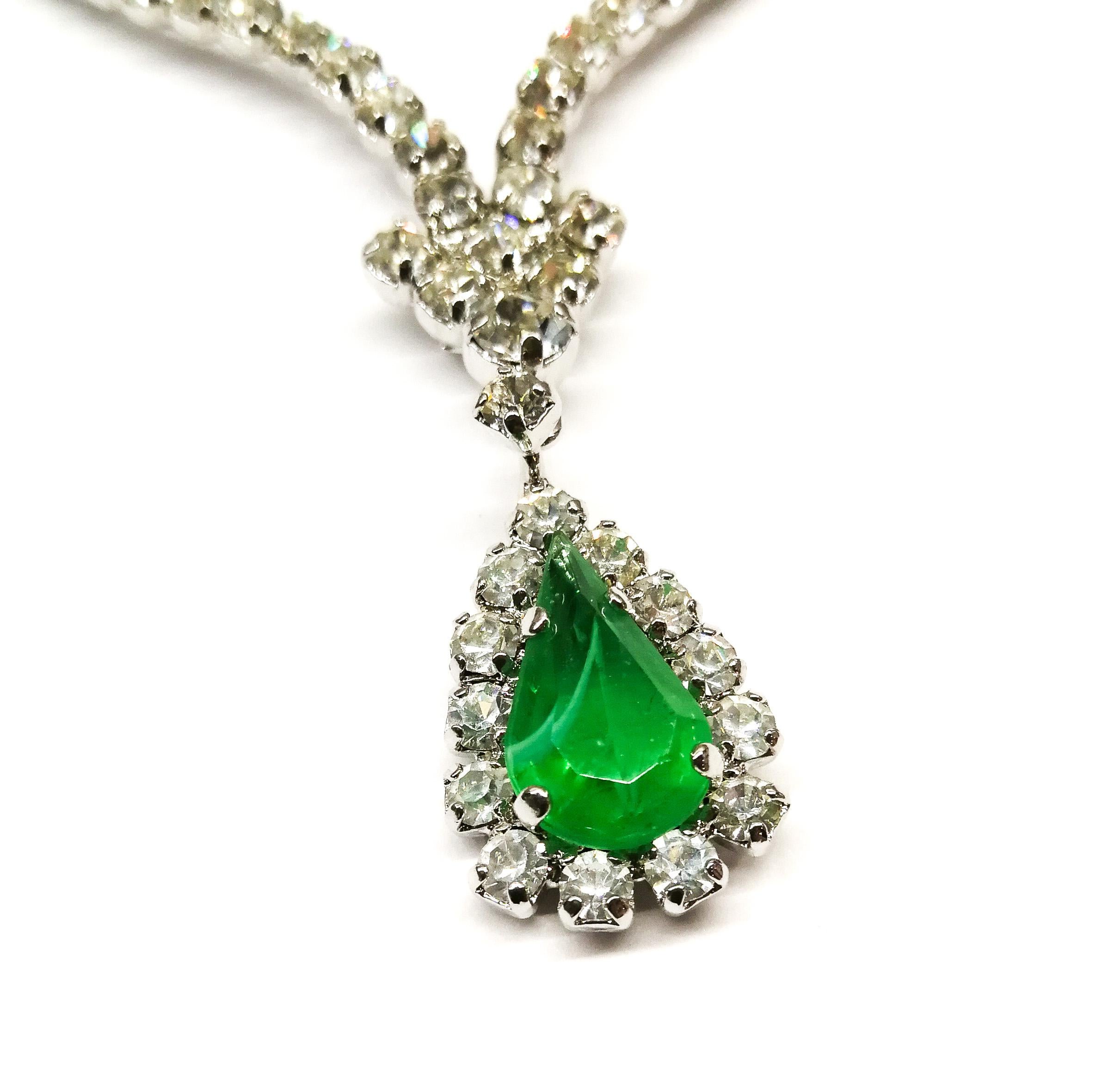 A delicate emerald and clear paste pendant necklace, Christian Dior, 1970s In Excellent Condition For Sale In Greyabbey, County Down