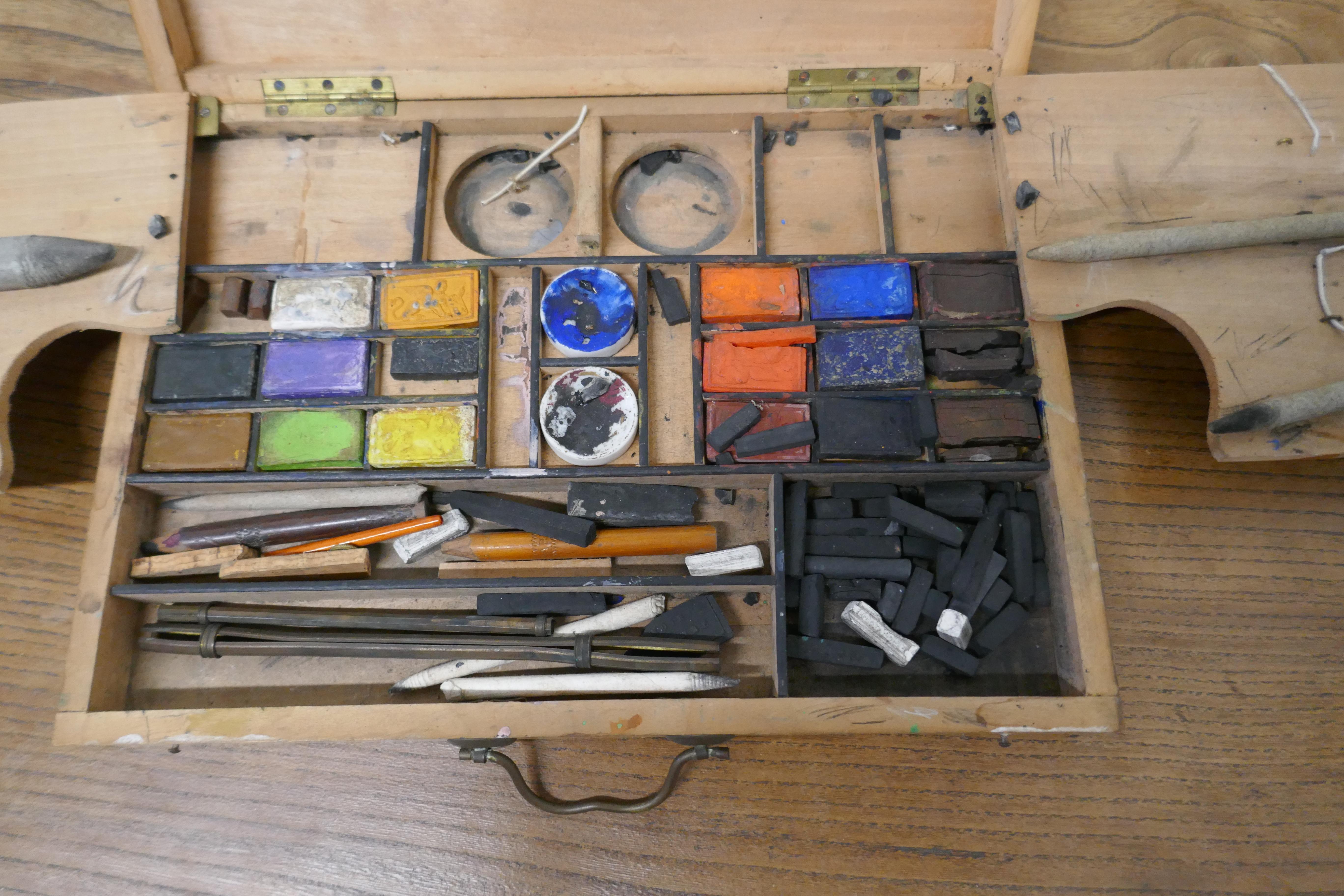 Delightful French Artist’s Paint Box In Good Condition In Chillerton, Isle of Wight