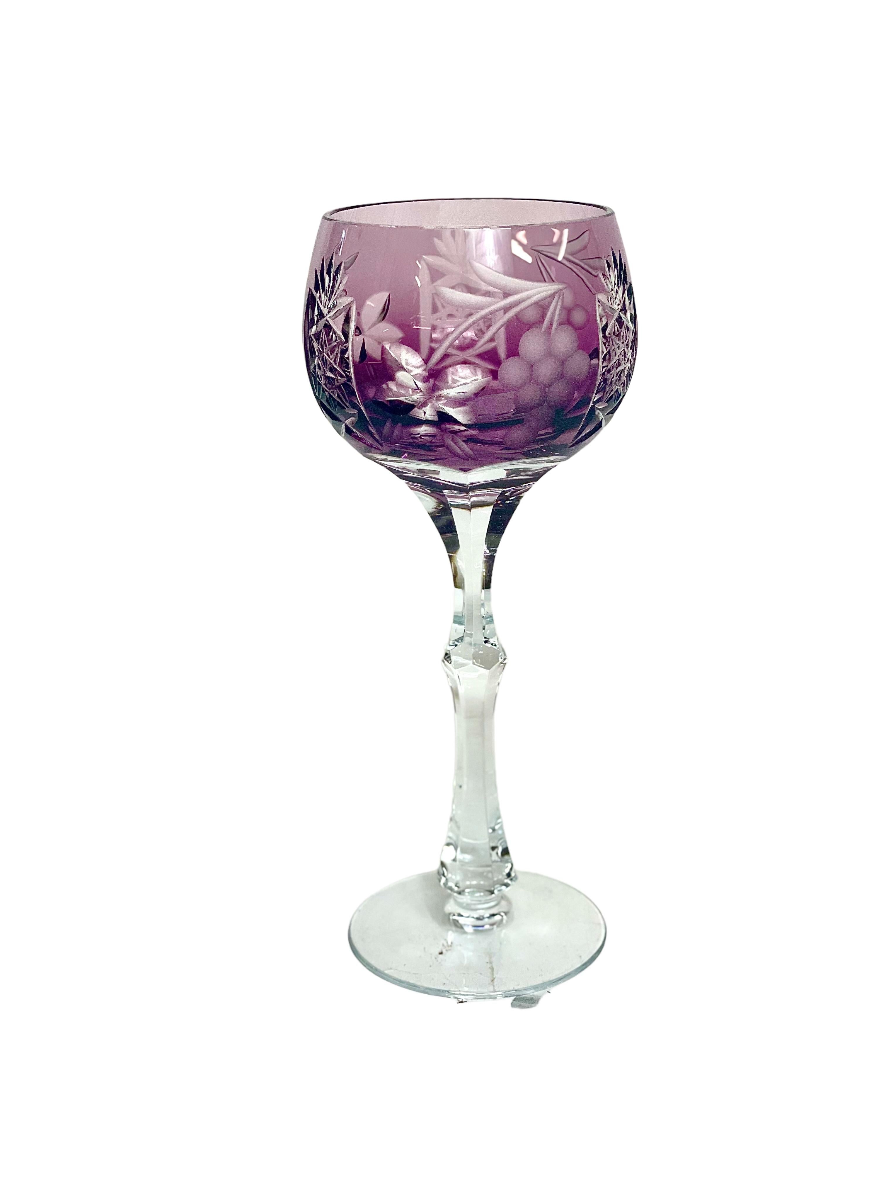 Delightful Set of Six Multi-Coloured Crystal Rhine Wine Glasses In Good Condition In LA CIOTAT, FR