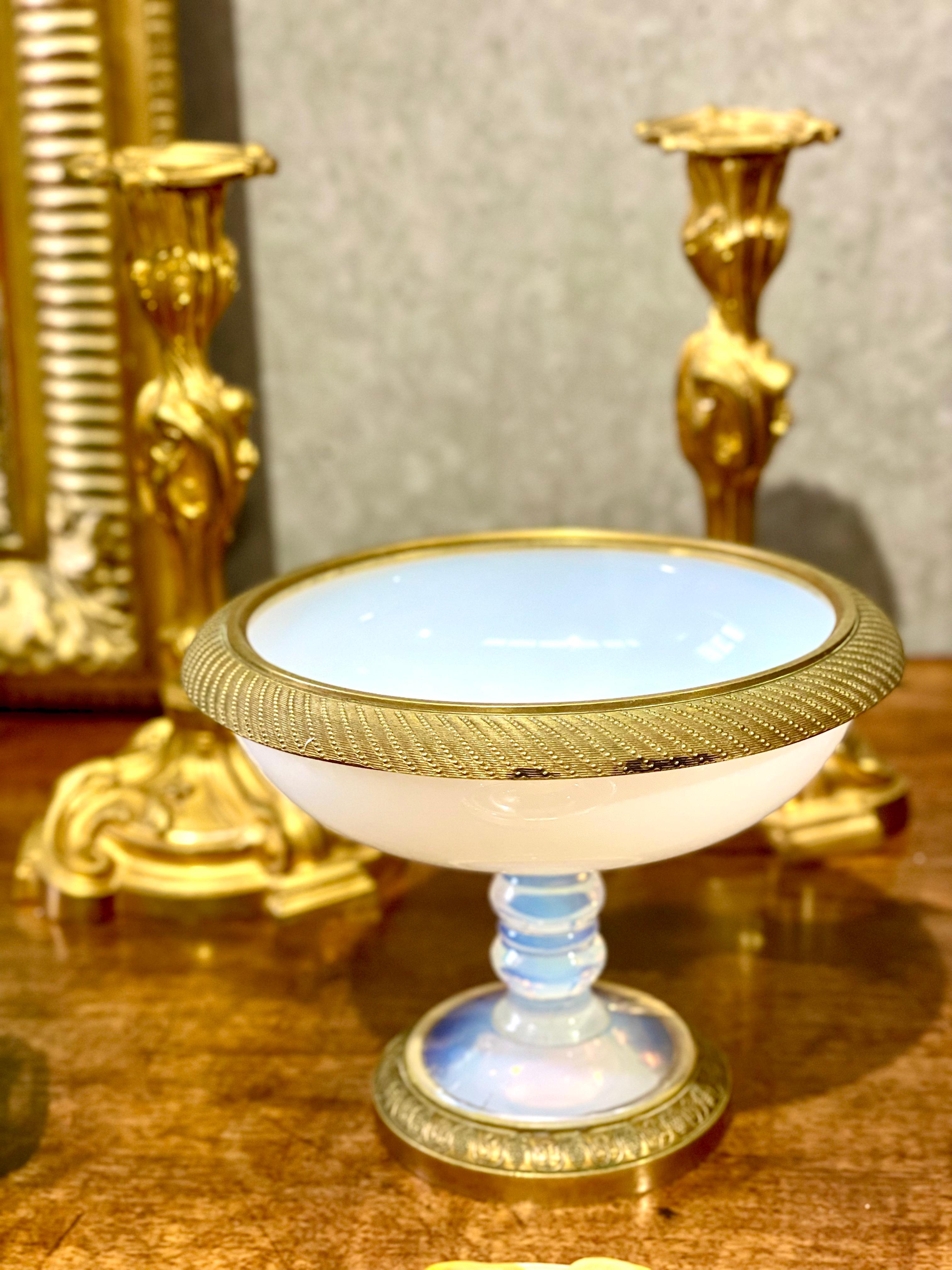 French 19th Century Opaline Glass Bowl with Pedestal  For Sale 1