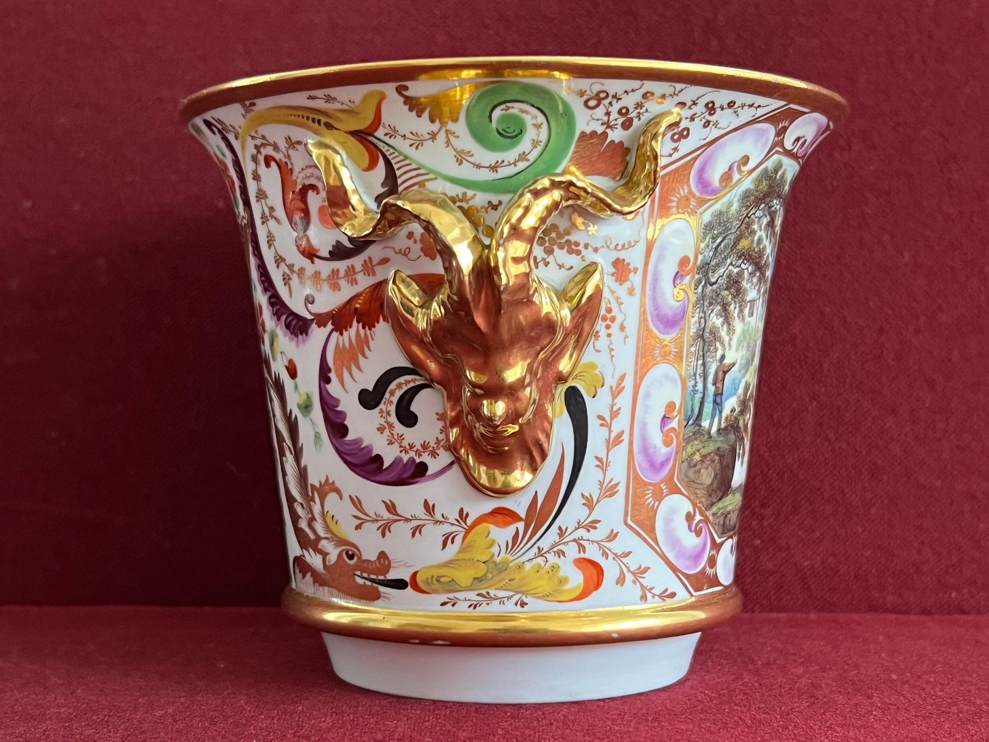A Derby Porcelain Cache Pot decorated by John Brewer c.1815 In Good Condition For Sale In Exeter, GB