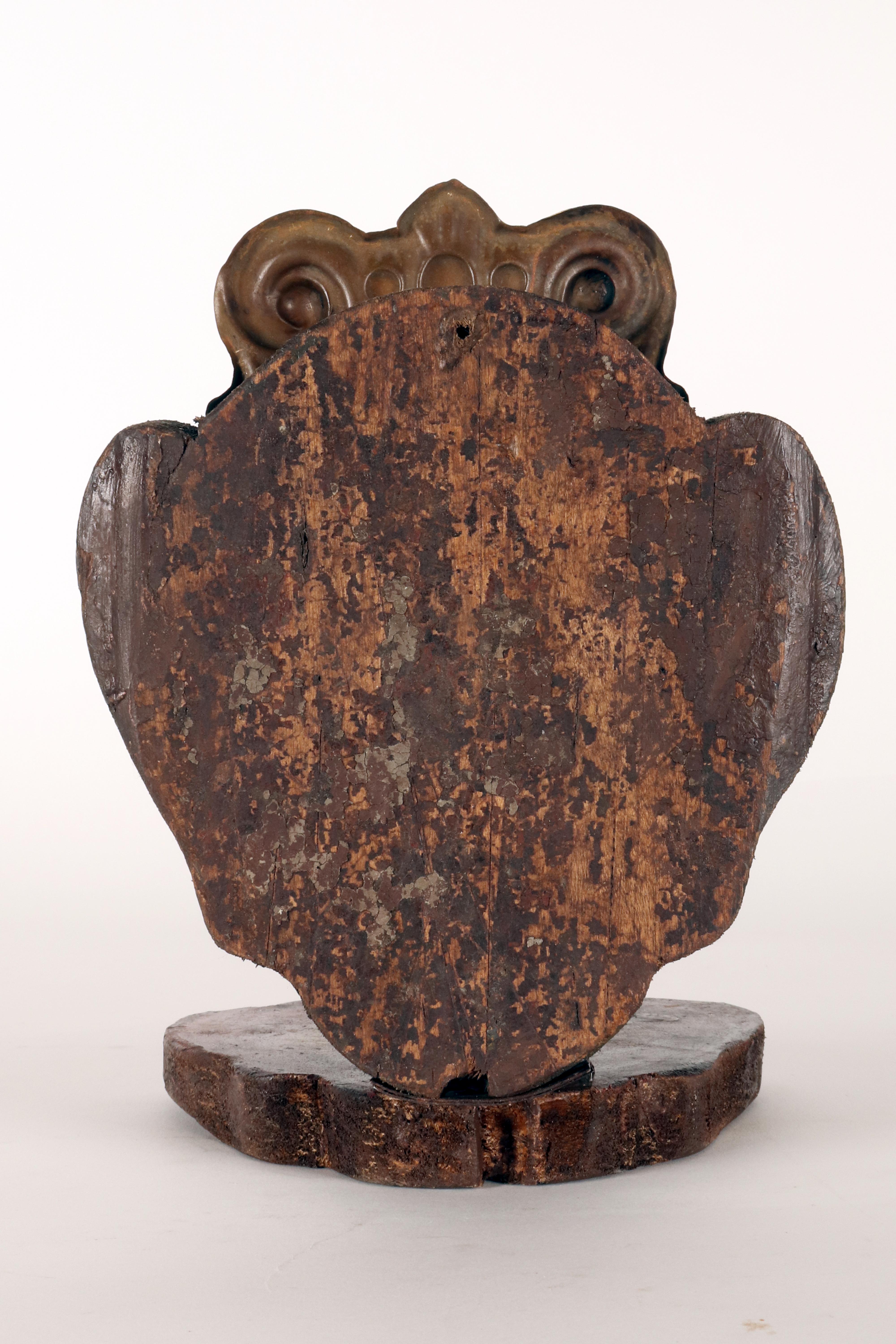 Un support mural de dévotion dédié à saint Michel. Italie, XVIIe siècle. en vente 3