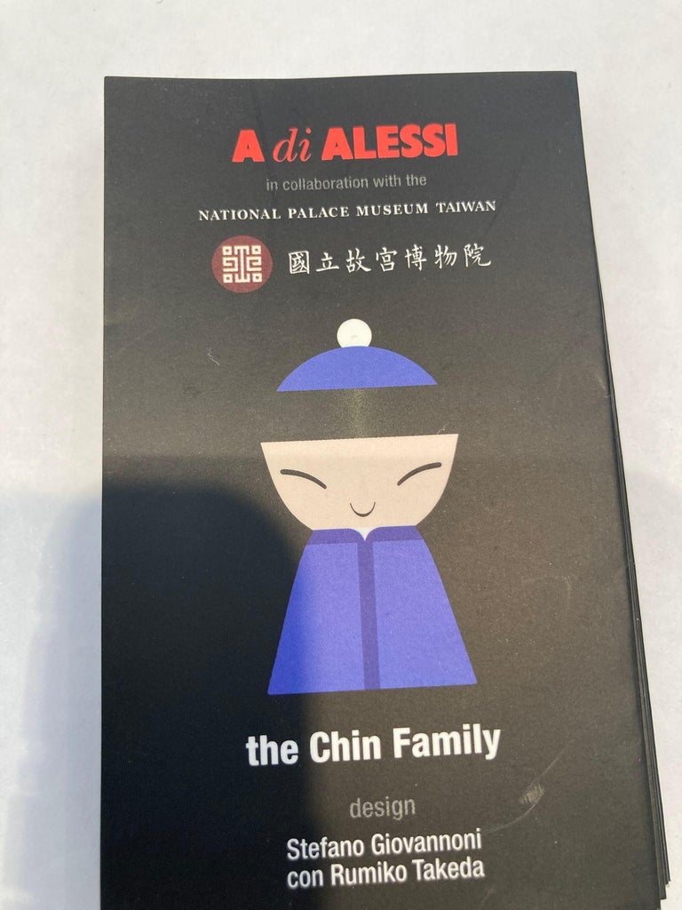 A di Alessi King and Queen Chin set of 2 Bottle Stops in Blue and