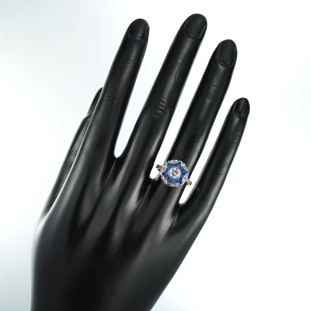 Ein Diamant- und Saphir-Cluster-Ring (Brillantschliff) im Angebot