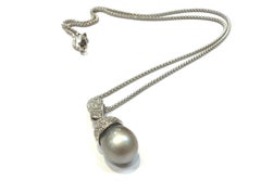 Diamond and Tahitian Gray Pearl Pendant in 18 Karat White Gold on Chain