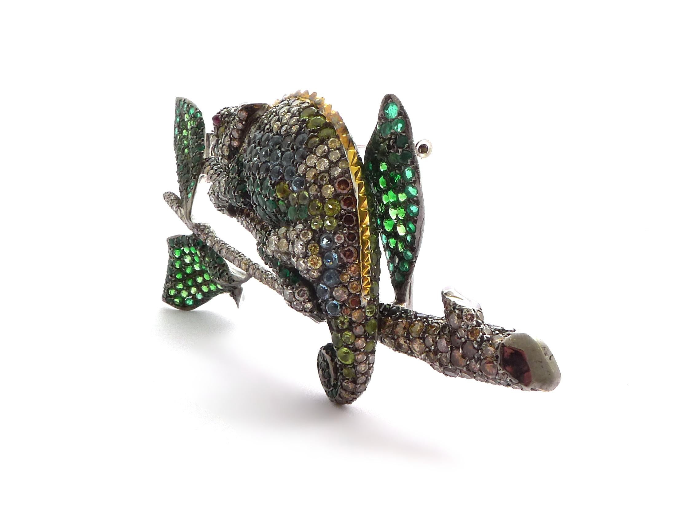 Contemporary Diamond, Emerald Cameleon Brooch Set in Silver and 18 Karat Blackened Gold For Sale