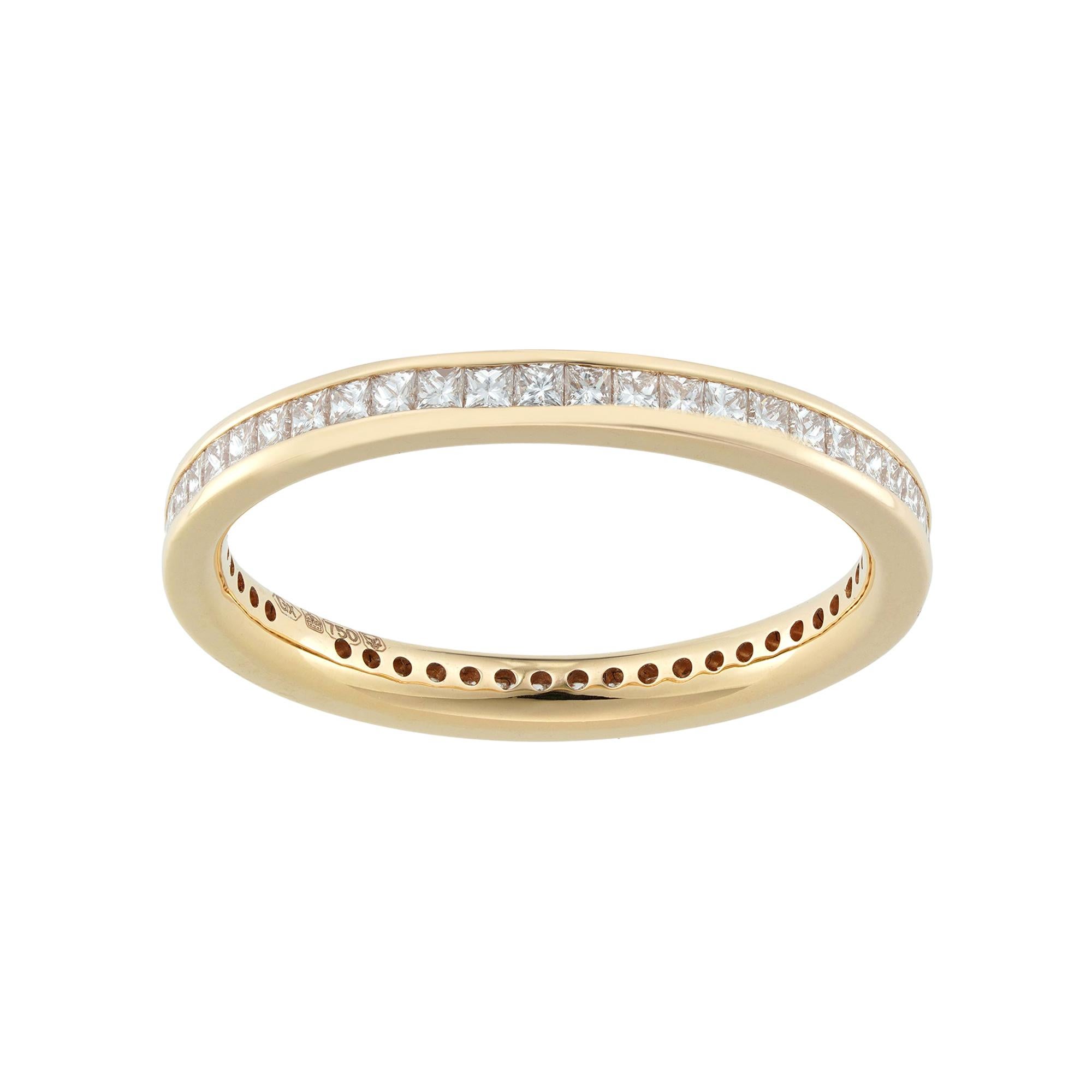 An Elegant Diamond Ring For Sale at 1stDibs