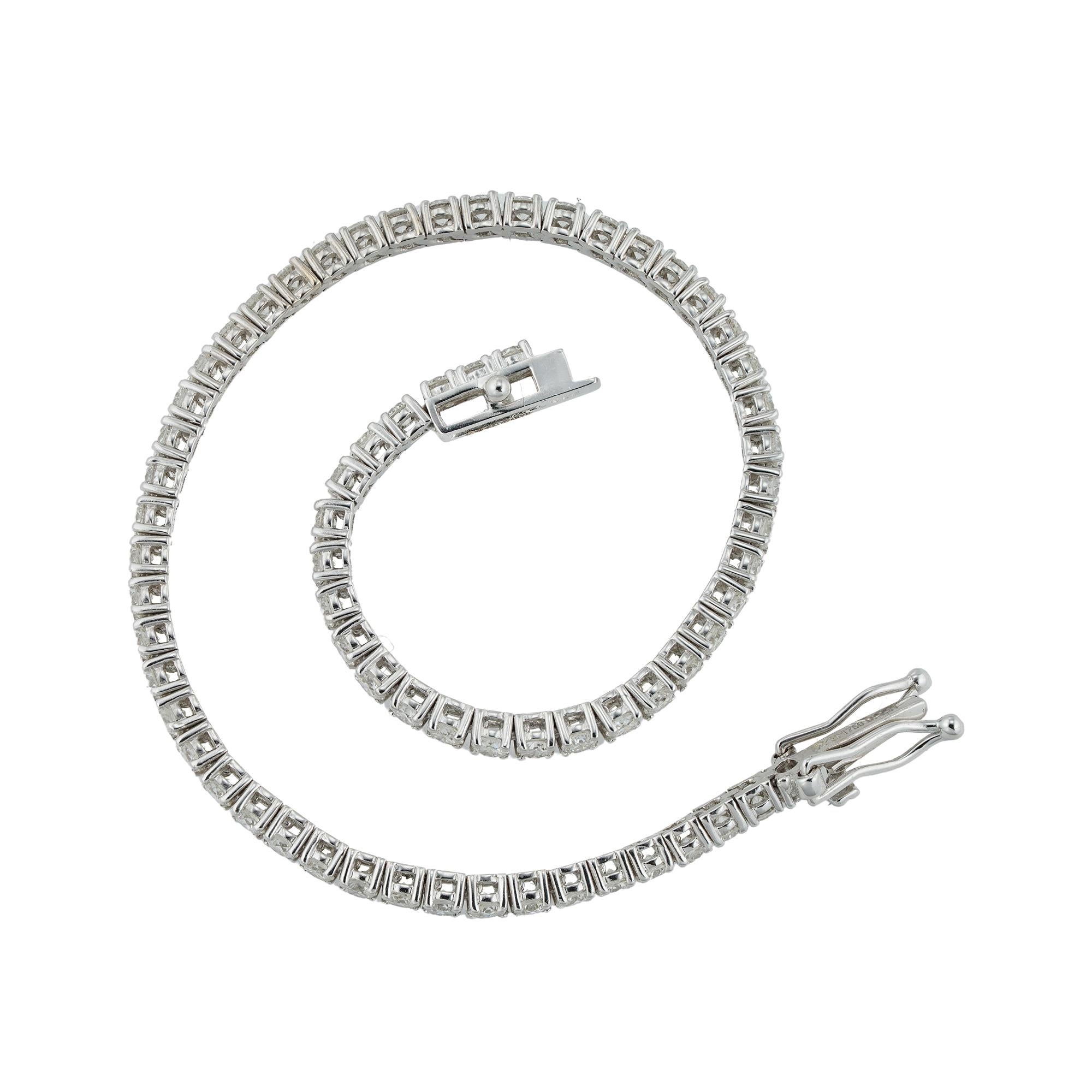 A diamond line bracelet, the 69 round brilliant-cut diamonds estimated to weigh 3.30 carats in total, claw set in 18ct white gold mount, hallmarked 18ct gold, London 2020, gross weight 7.4 grams.

This estate sourced bracelet is in perfect