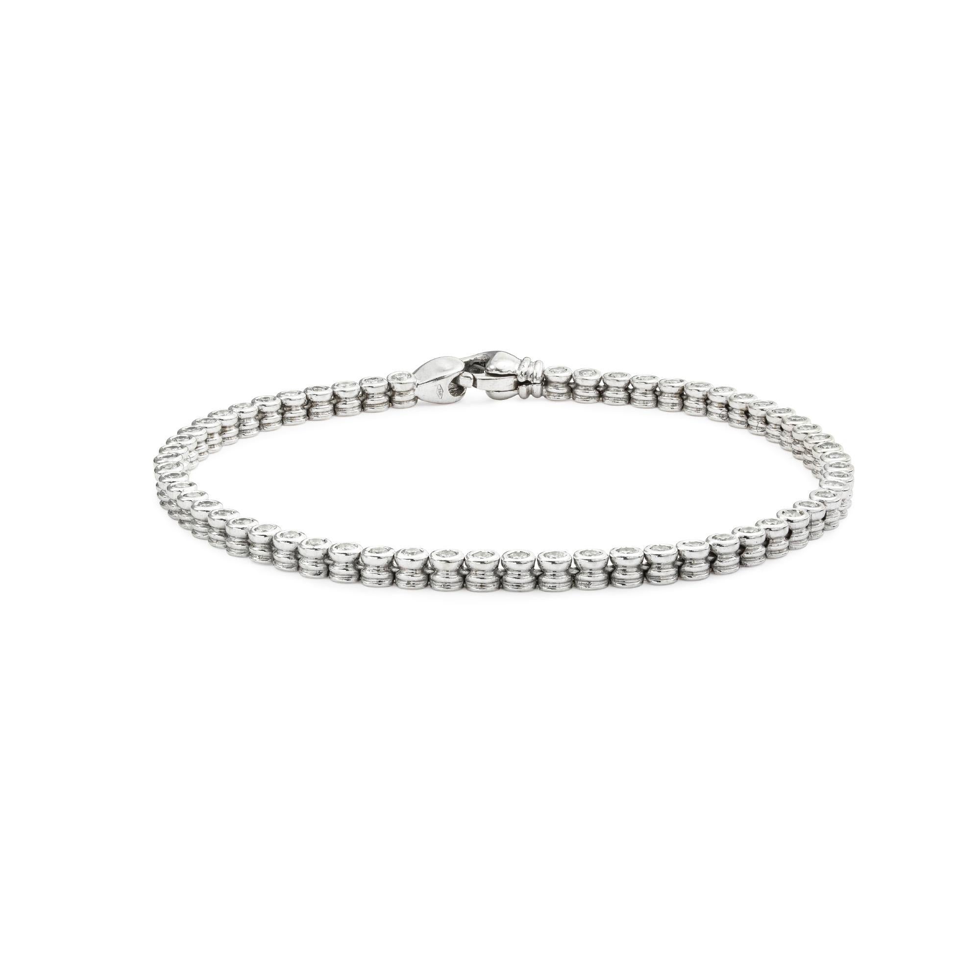 Linienarmband im Stil der Romantik (Moderne) im Angebot