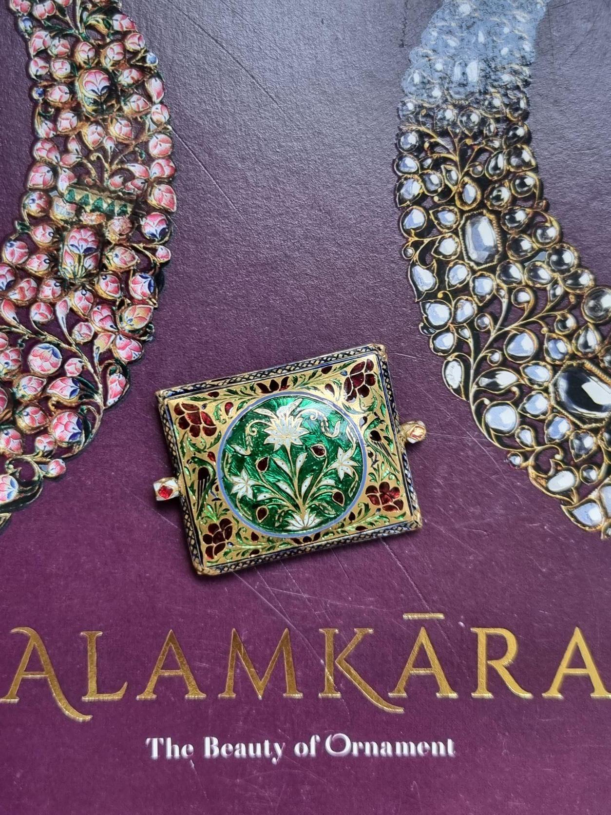 Women's or Men's Diamond-Set Enamelled Gold Bazuband 'Armband', North India, 19th Century For Sale