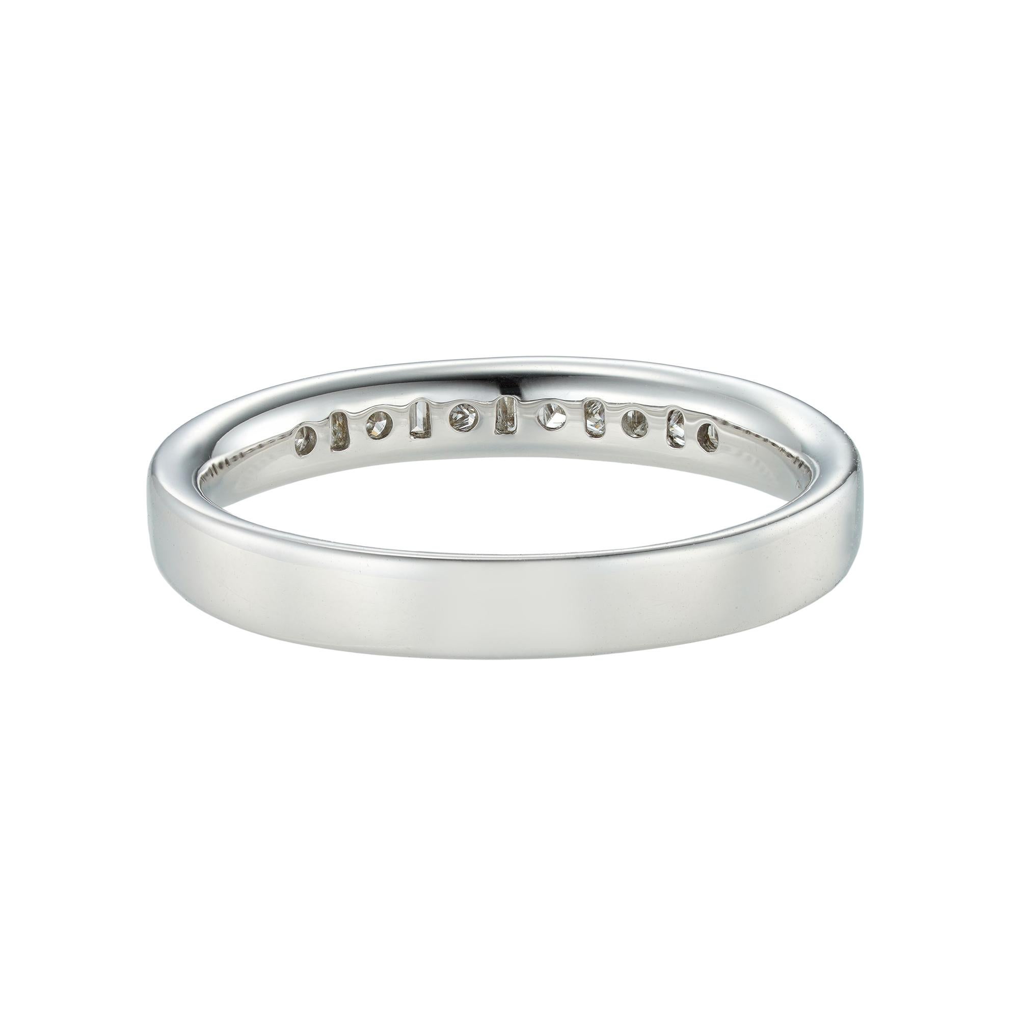 Halb-Eternity-Ring mit Diamanten (Moderne) im Angebot