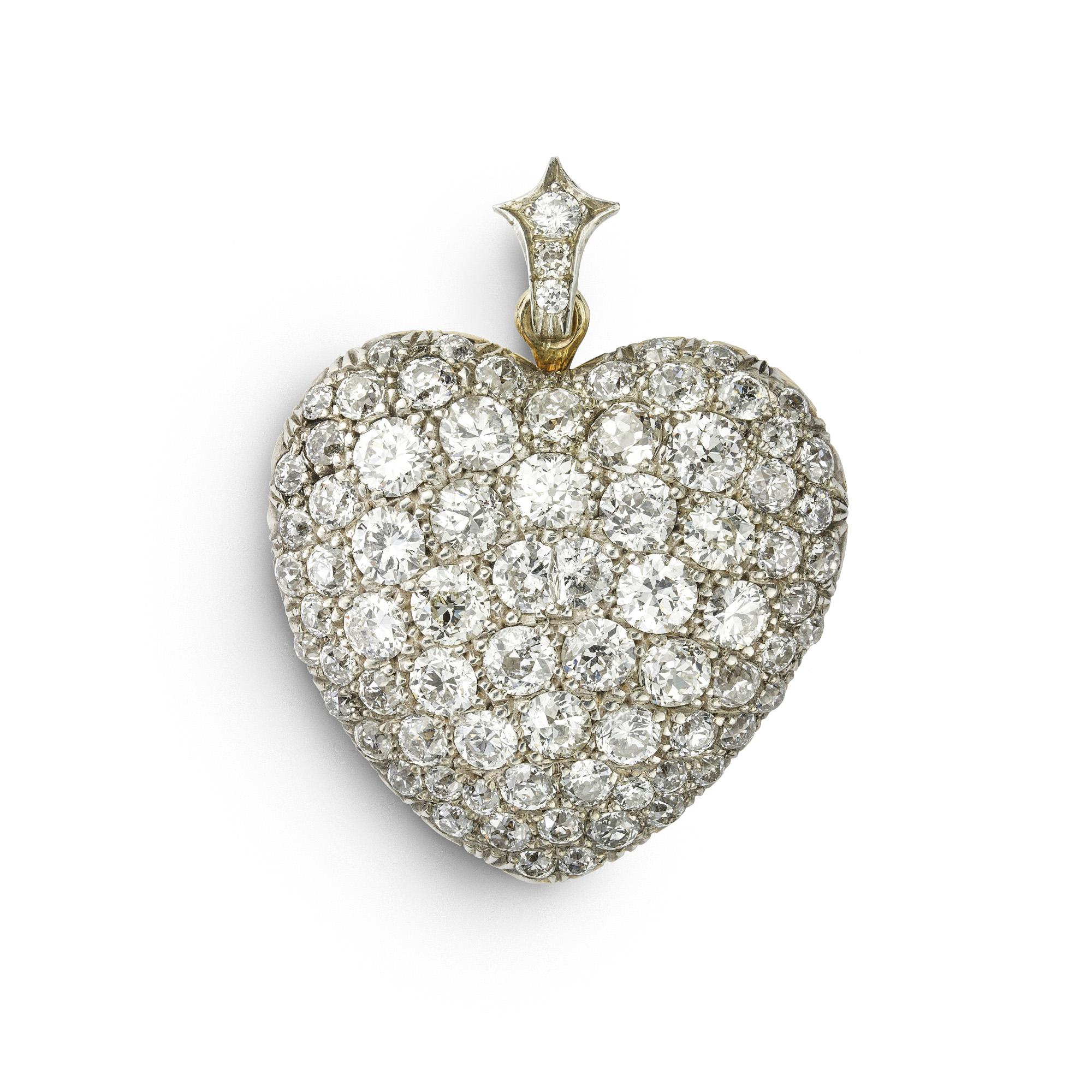 Diamond-Set Heart Pendant In Good Condition For Sale In London, GB