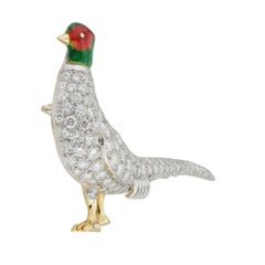 Une broche représentant un faisan mâle, sertie de diamants