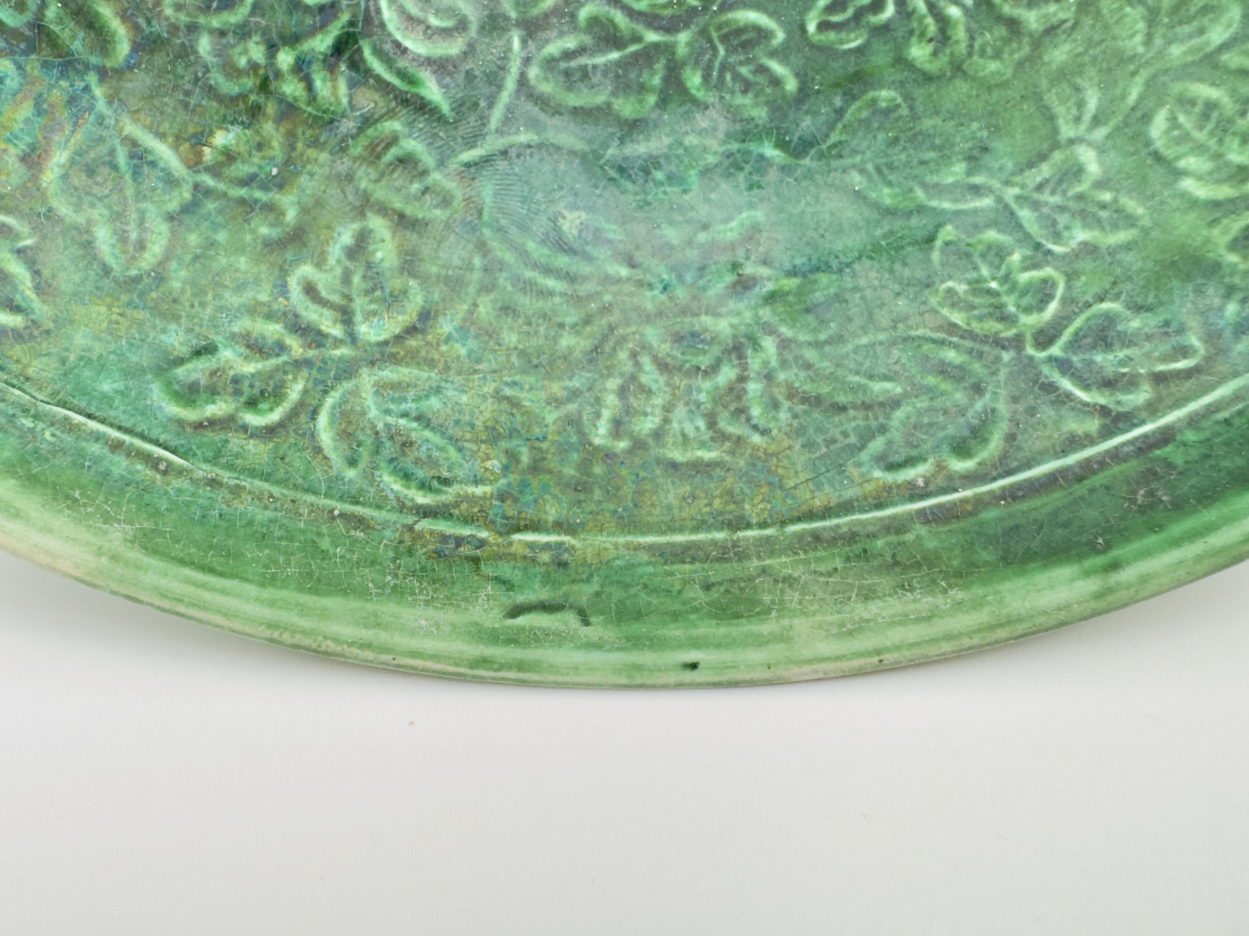 A Rare Dingyao Green-Glazed Dragon Dish, Liao-Song Dynasty For Sale 4