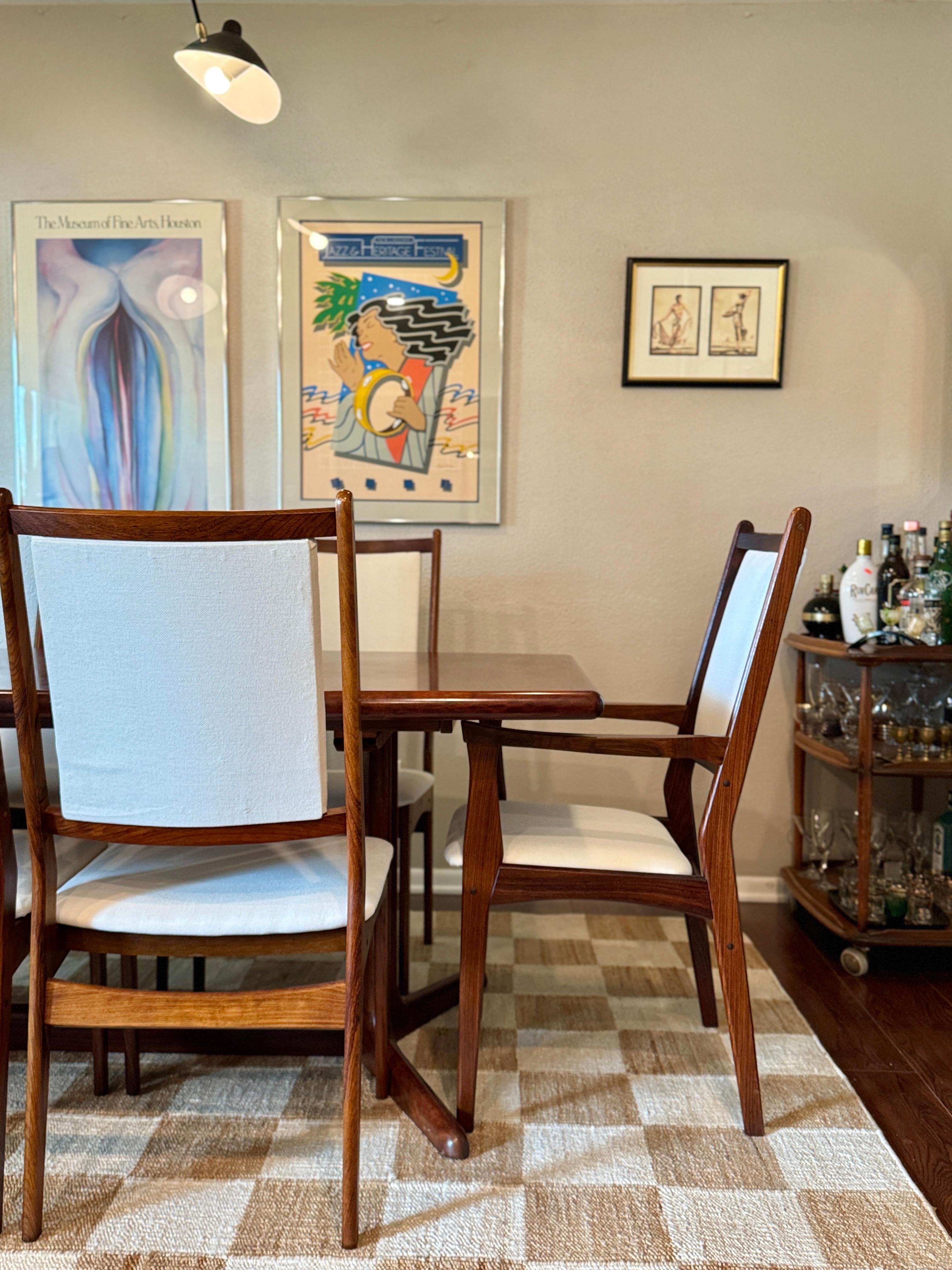 A dining set made of Brazilian rosewood by Dyrlund in Denmark, circa 1960s For Sale 5