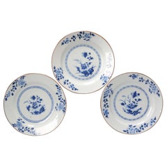 A Dinner Set of Yongzheng Period Chinese Porcelain Floral Plates, China
