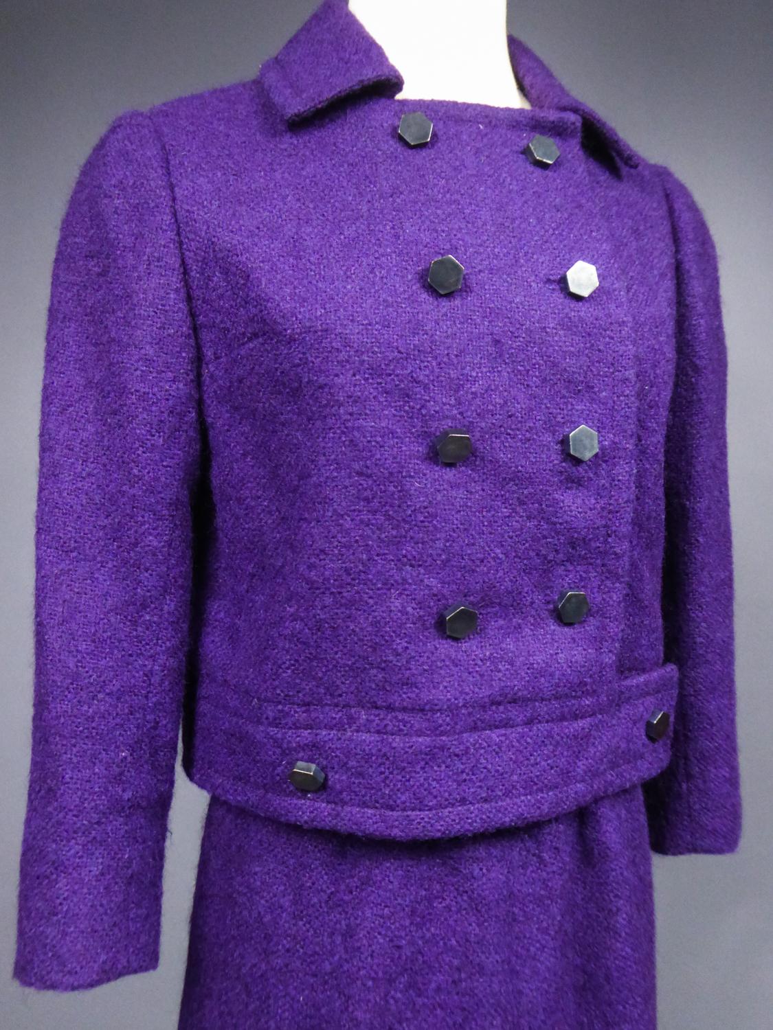 Circa 1970/1975

France

Interesting Bérénice Haute Couture demi couture skirt suit 52 rue Saint Ferréol, Marseille after a patron of the Dior House, dating from the 1970s/1975. Jacket and skirt 