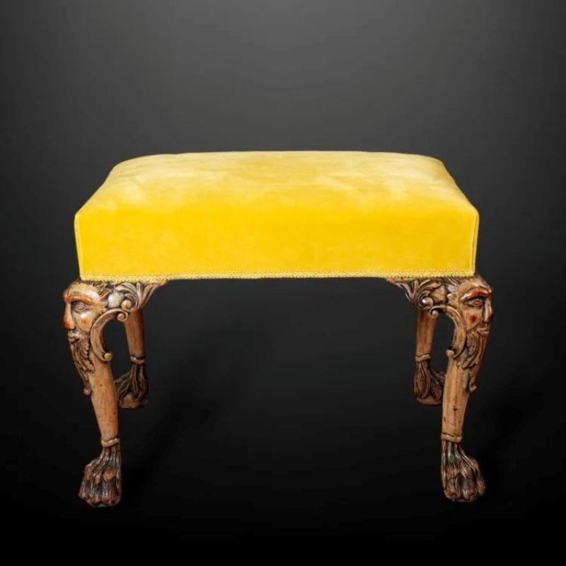 Tabouret en acajou sculpté, 19e siècle en vente 1