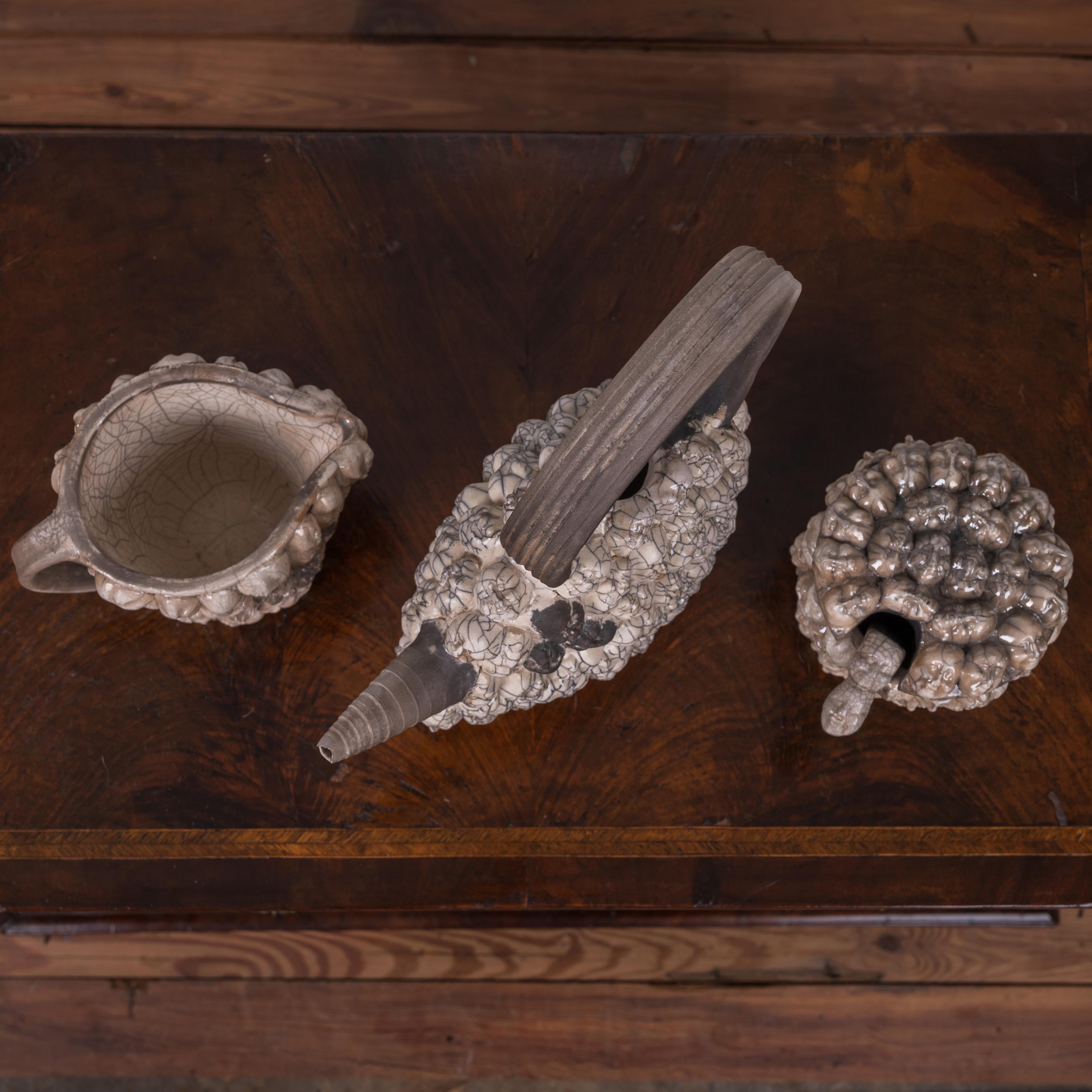 Studio Pottery, Tee-Set mit Puppenkopf im Angebot 3