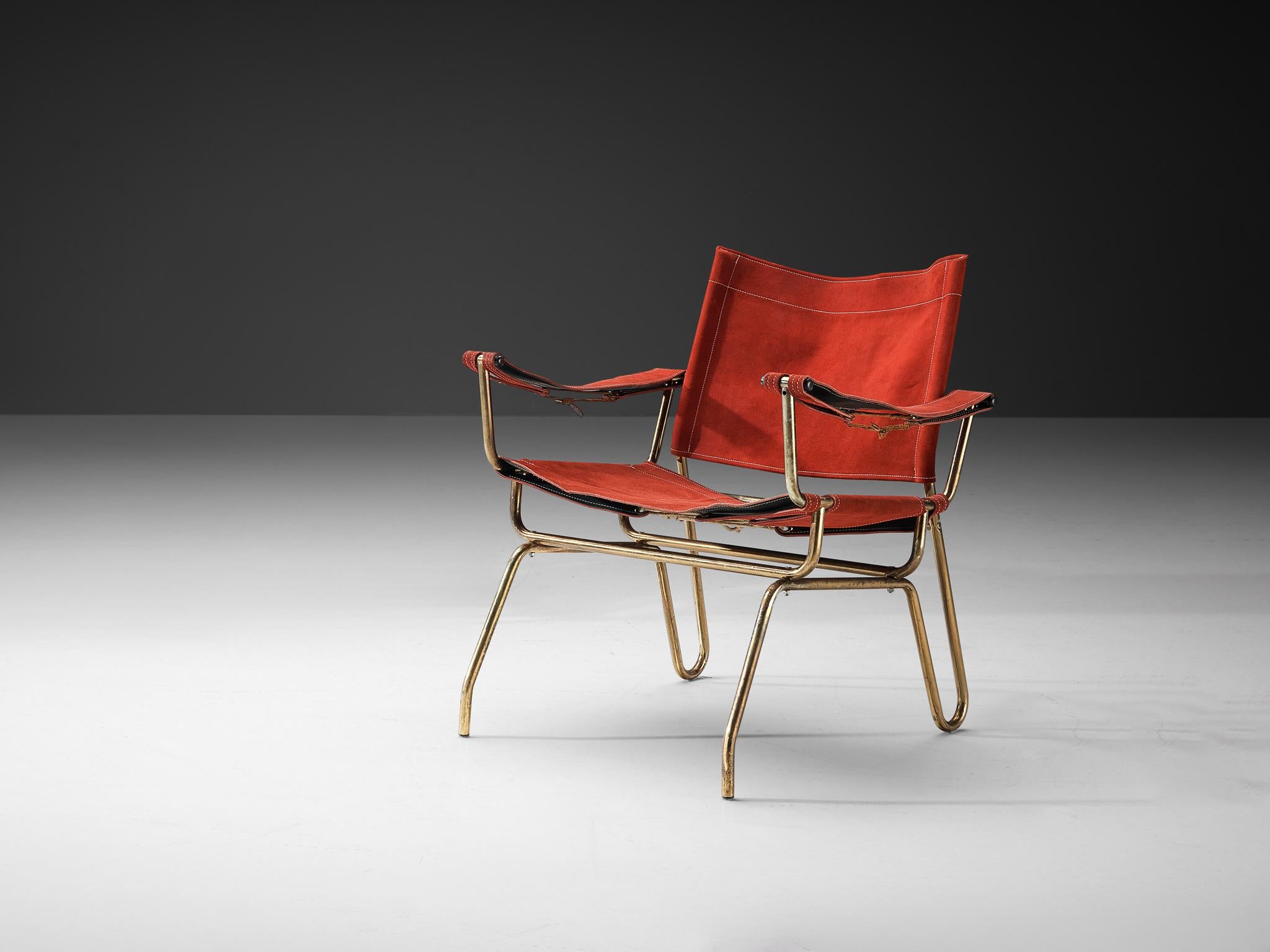 
A. Dolleman for Metz & Co., armchair, suede brass, The Netherlands, 1960

This rare modernist lounge chair embodies a unique, appealing design. The tubular brass frame is sleek and beautifully bent into shape. The seat and backrest are executed in