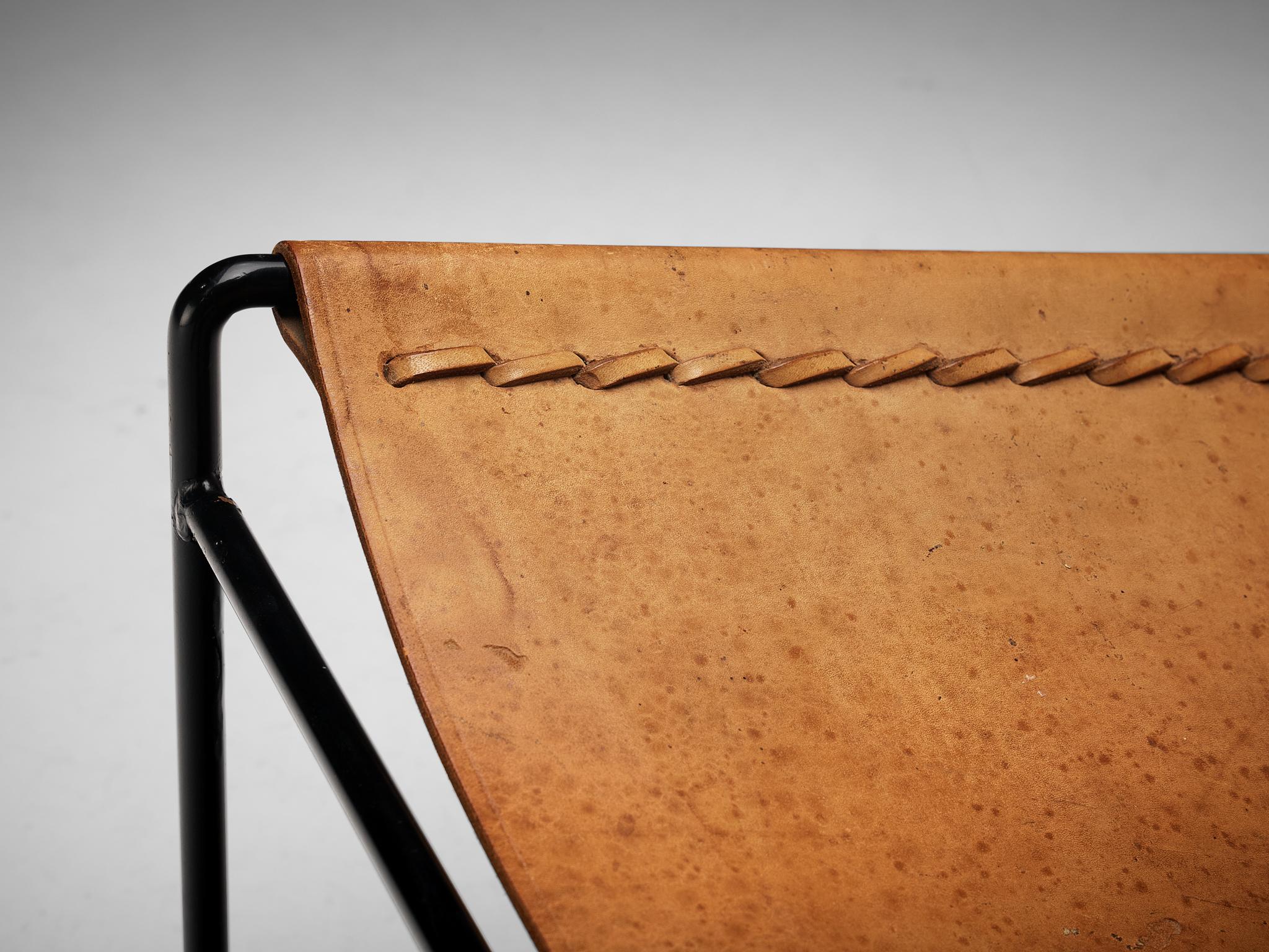 Mid-20th Century A. Dolleman for Metz & Co Modernist Easy Chair in Leather For Sale
