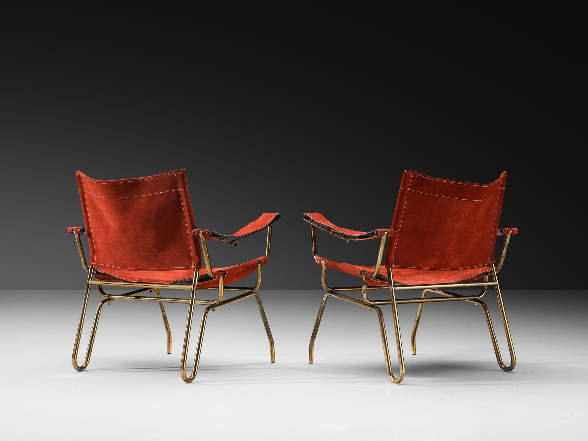 Olandese A. A. Dolleman per Metz & Co. Coppia di poltrone in camoscio e ottone in vendita