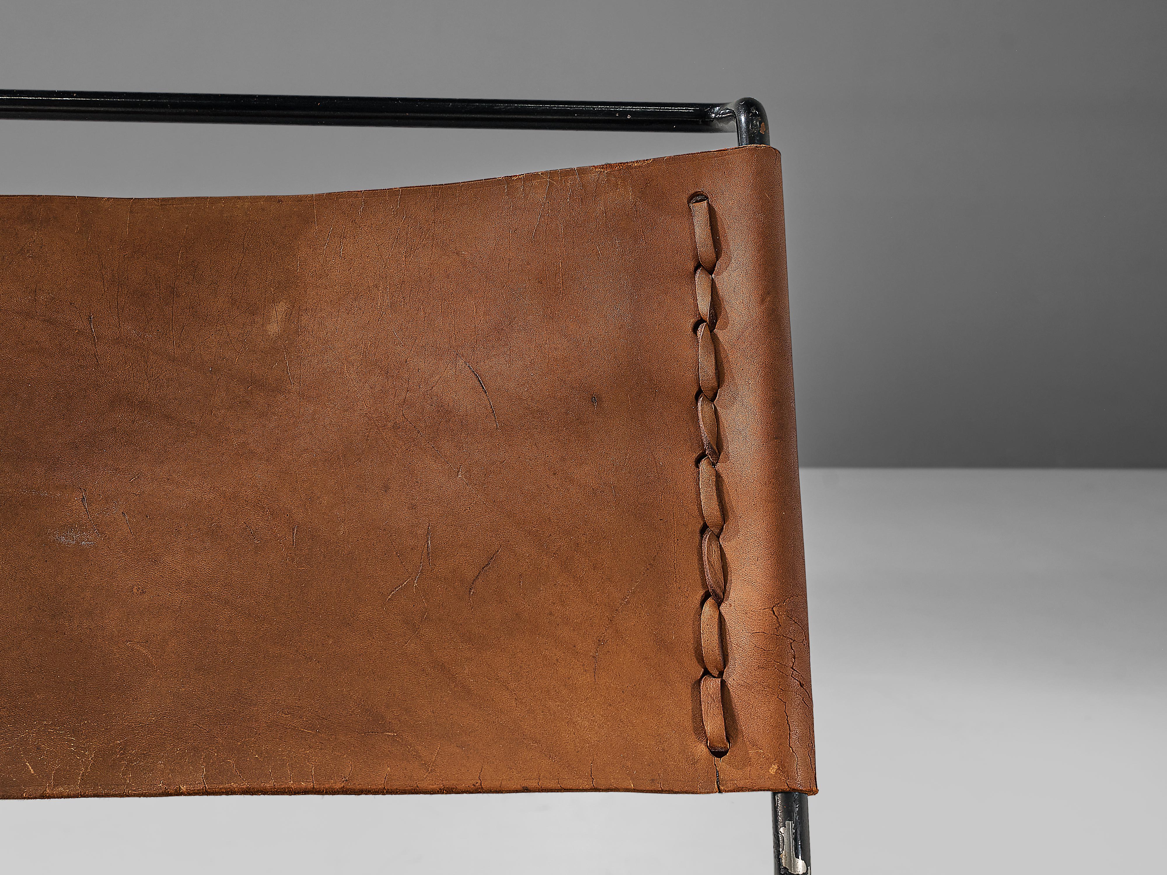 A. A. Dolleman für Metz & Co. Ein Paar modernistische Sessel aus braunem Leder im Angebot 2