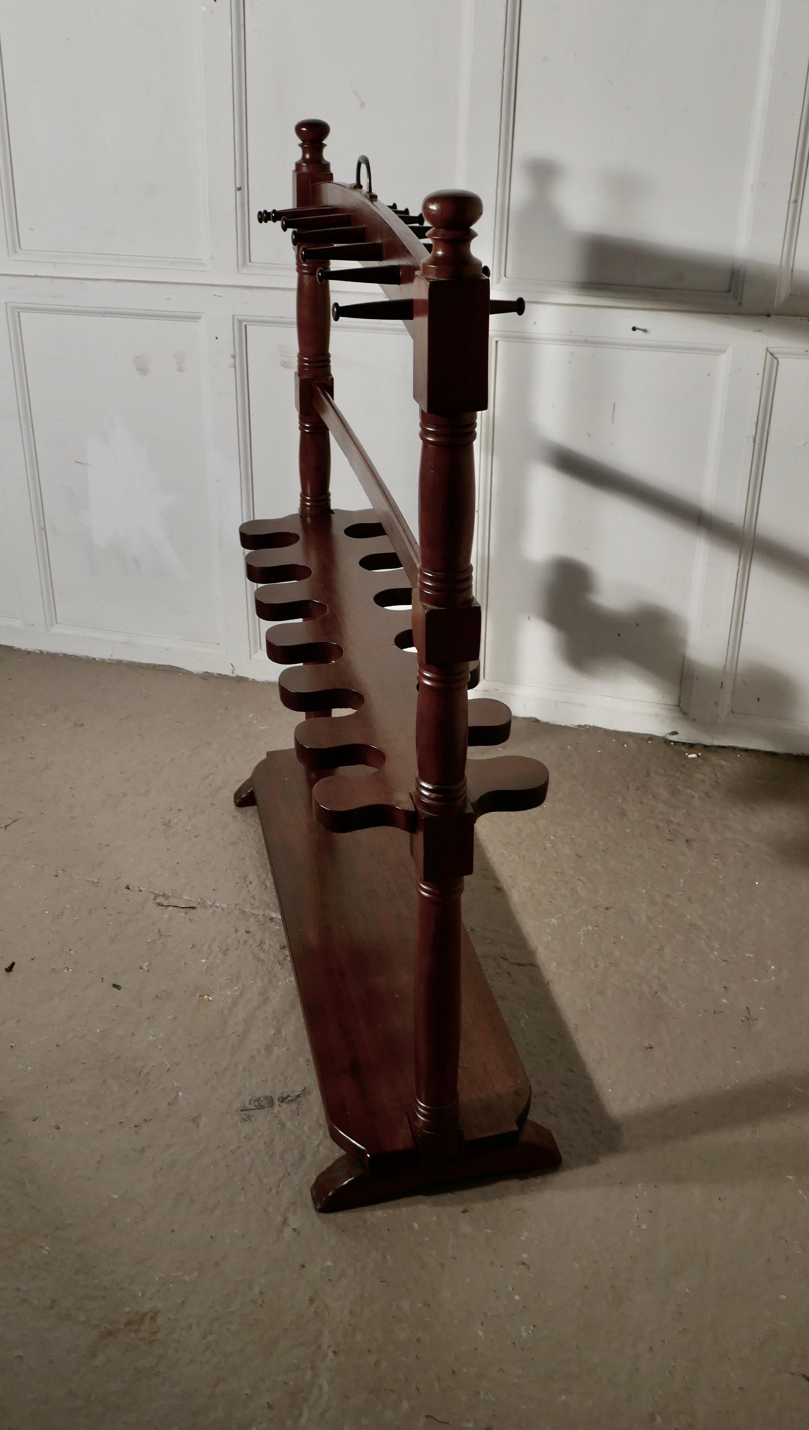 Double Sided Georgian Mahogany Boot and Whip Rack In Good Condition In Chillerton, Isle of Wight