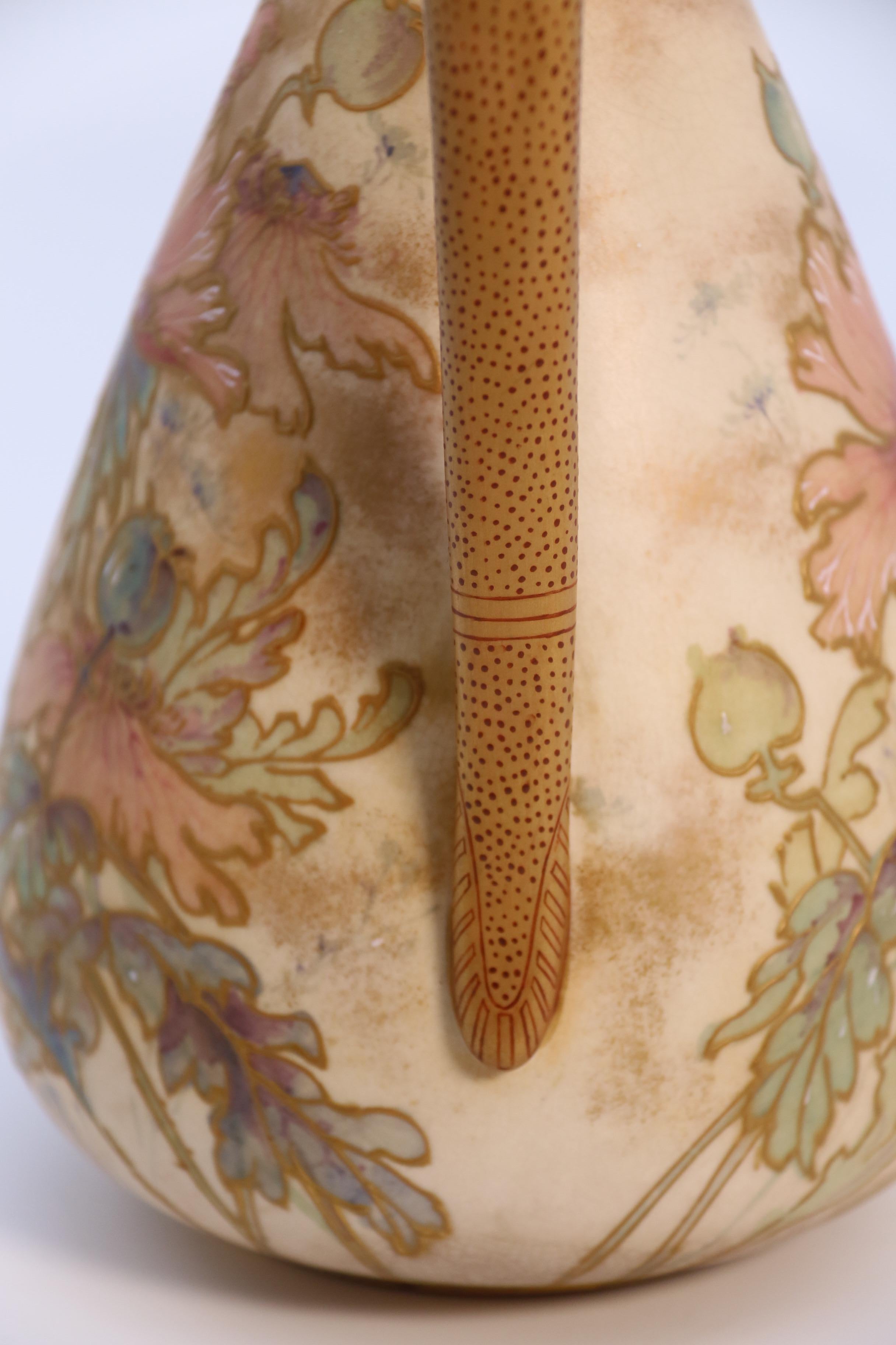 A  Brocca in ceramica Doulton Burslem con influenze persiane, circa 1890 in vendita 7