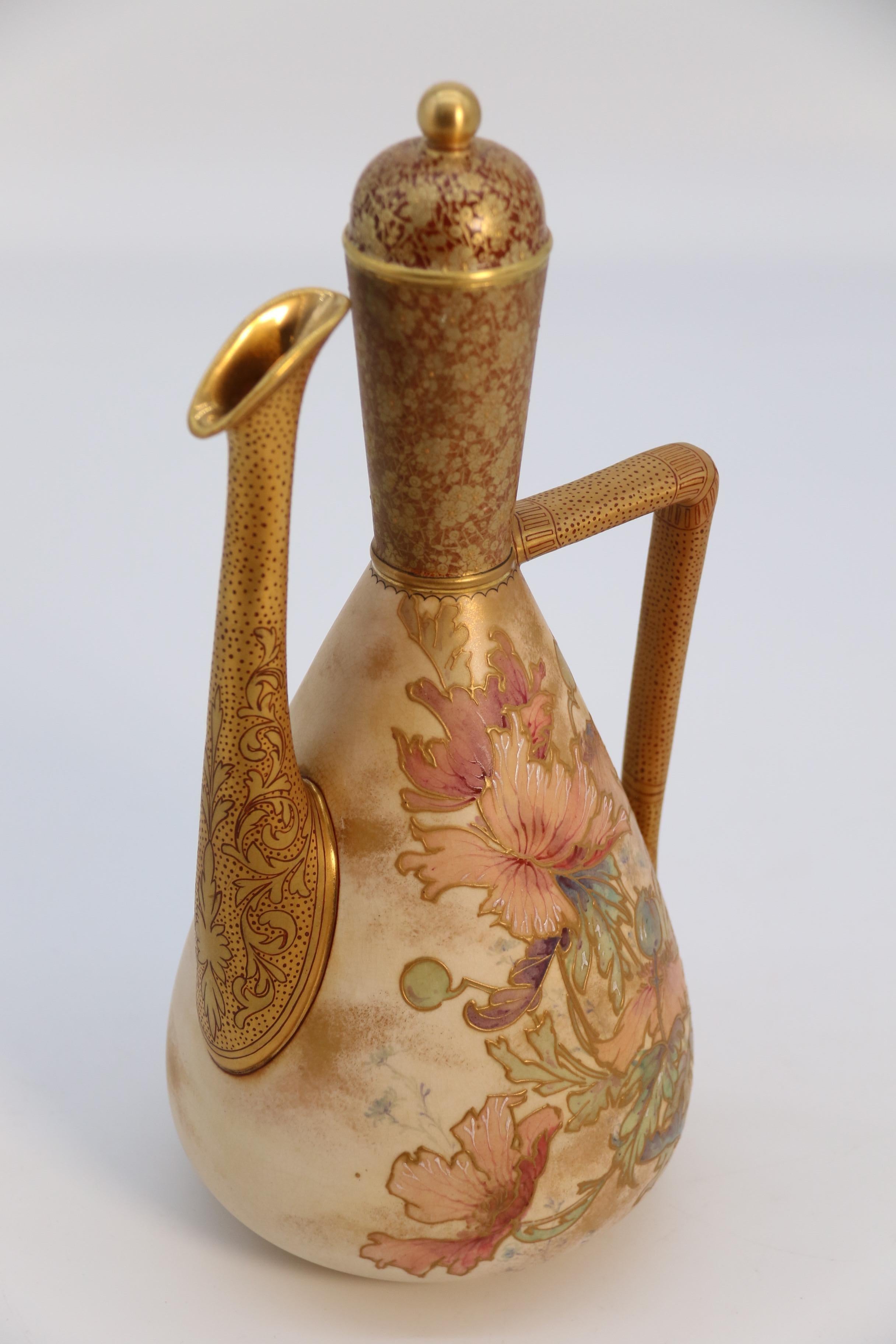 A  Brocca in ceramica Doulton Burslem con influenze persiane, circa 1890 in vendita 10