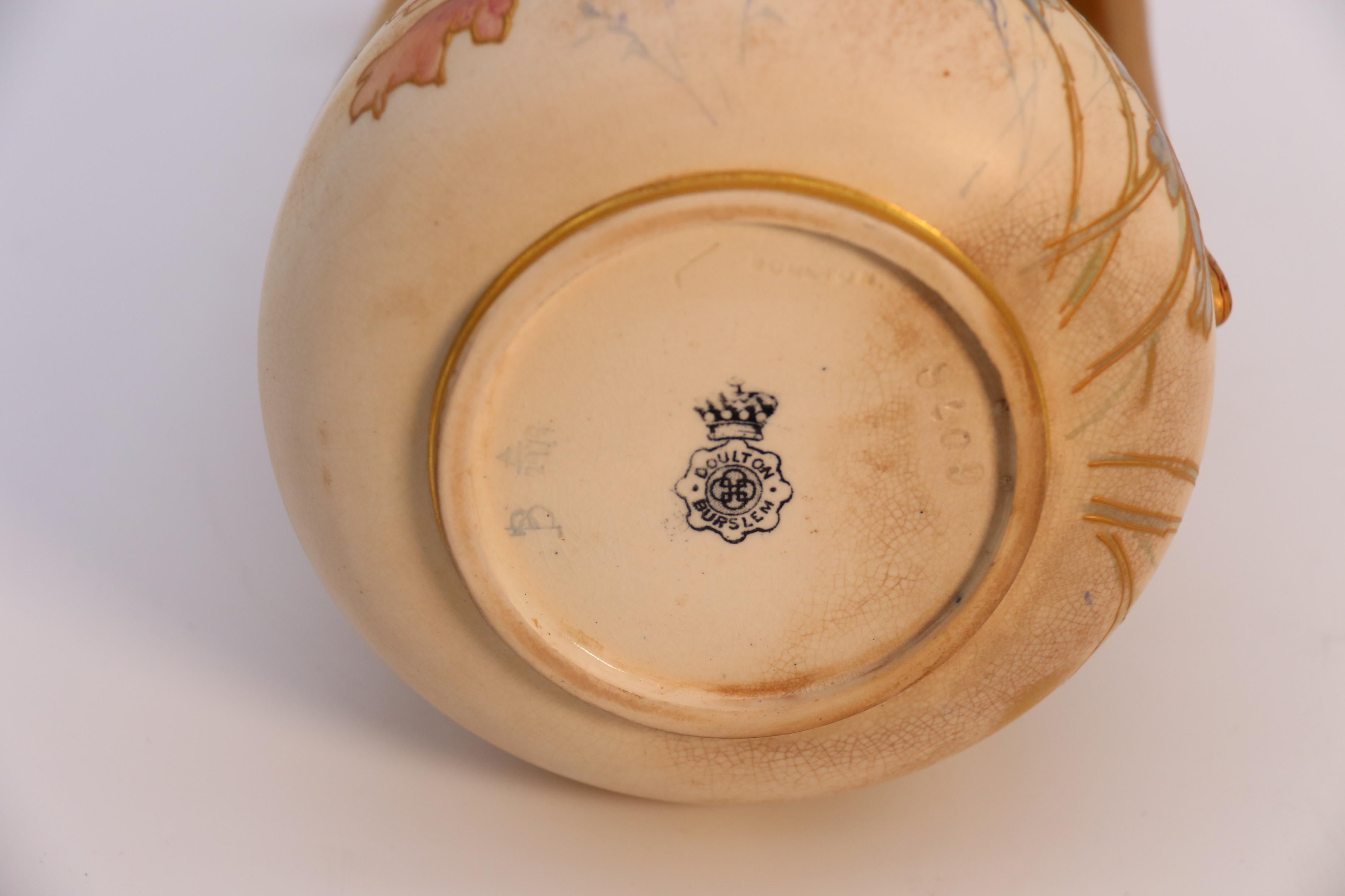 A  Brocca in ceramica Doulton Burslem con influenze persiane, circa 1890 in vendita 11