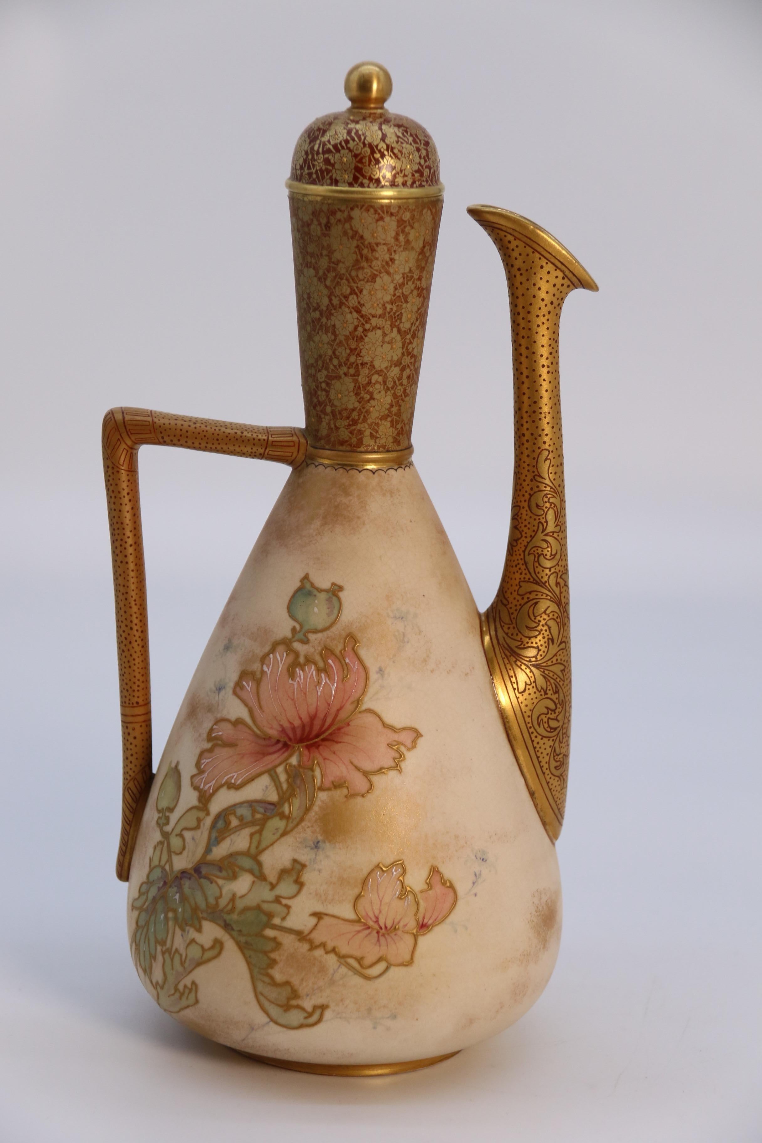 Dipinto a mano A  Brocca in ceramica Doulton Burslem con influenze persiane, circa 1890 in vendita