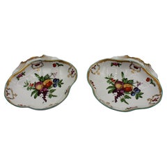 A "Duke of Gloucester" Pattern Porcelain Pair of Shell-Shaped Sweetmeat Dishes