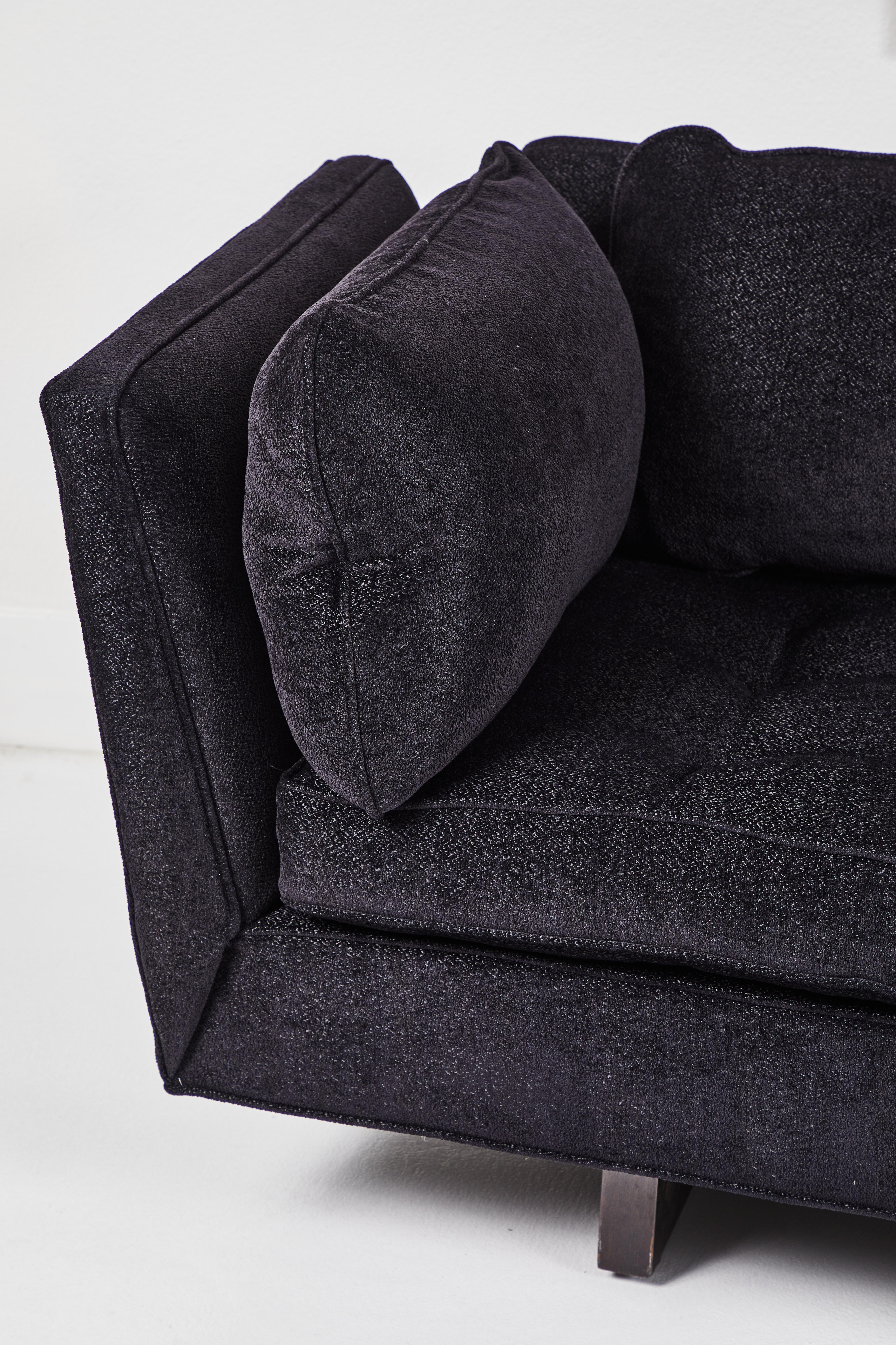 Dunbar Einarm-Sofa, entworfen von Edward Wormley im Zustand „Gut“ im Angebot in Palm Desert, CA