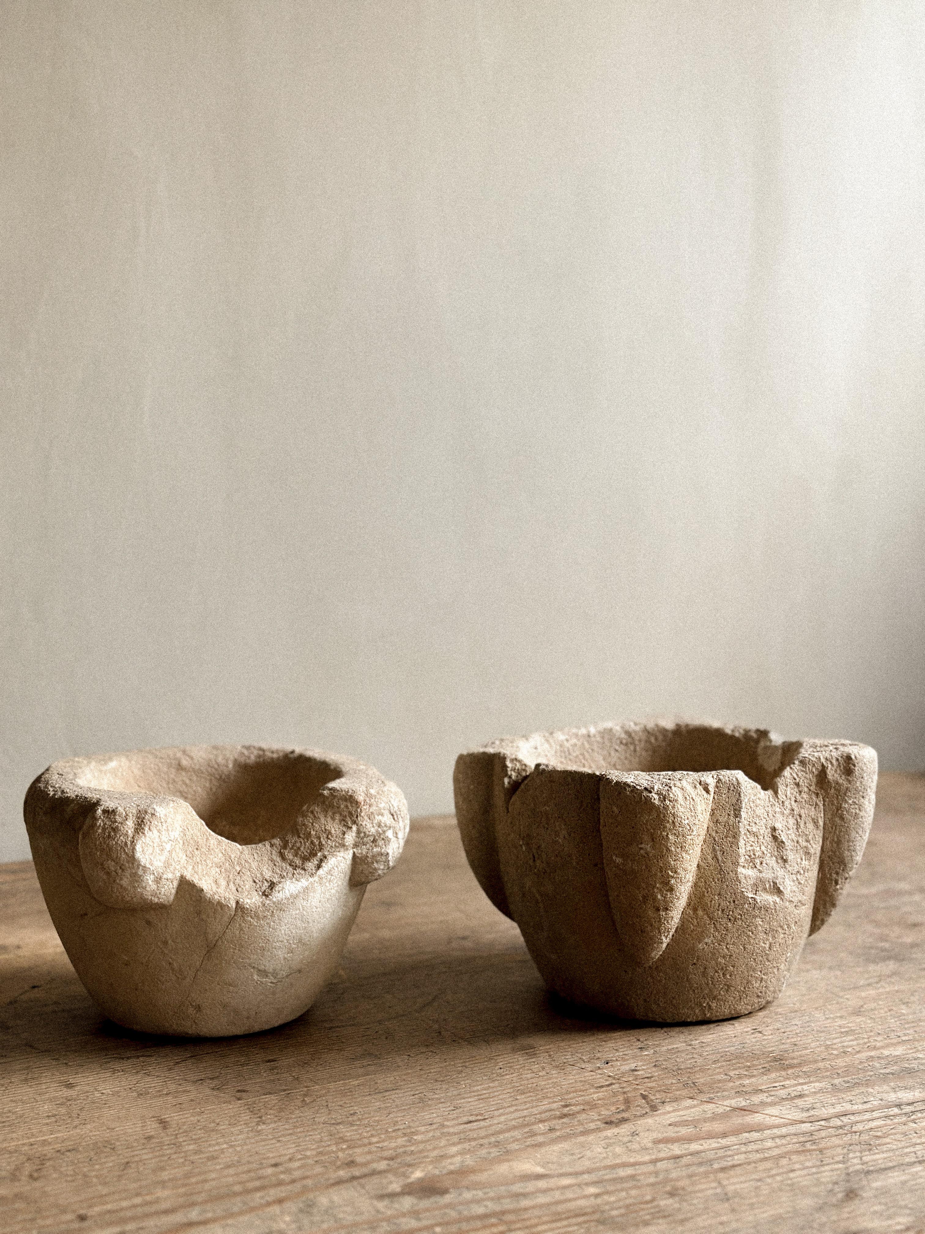 A Duo of Primitive Wabi Sabi Hand-Carved Stone Mortars, Spain, Early 1900s In Good Condition For Sale In Hønefoss, 30