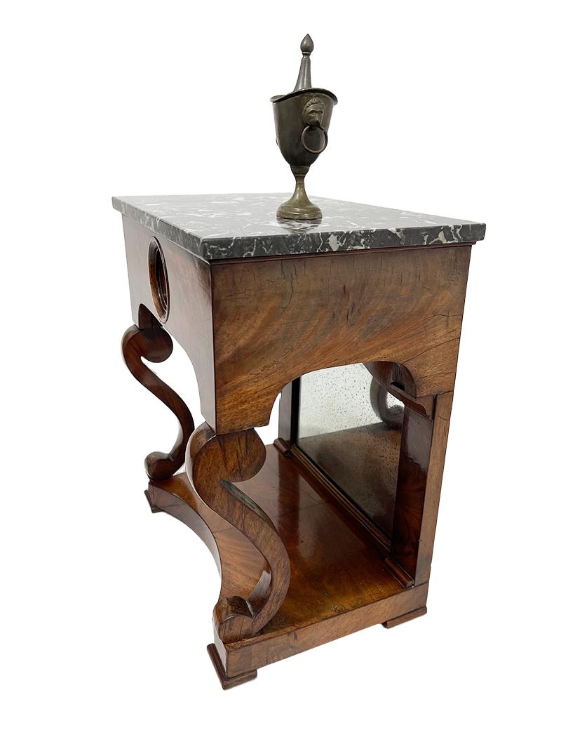 Néerlandais Table console miniature hollandaise du 19ème siècle en vente