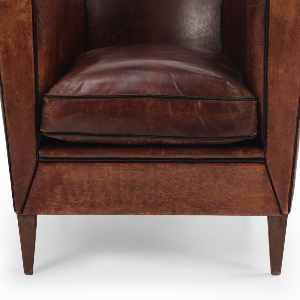 20th Century A Dutch Art Deco leather club chair, C 1940. For Sale