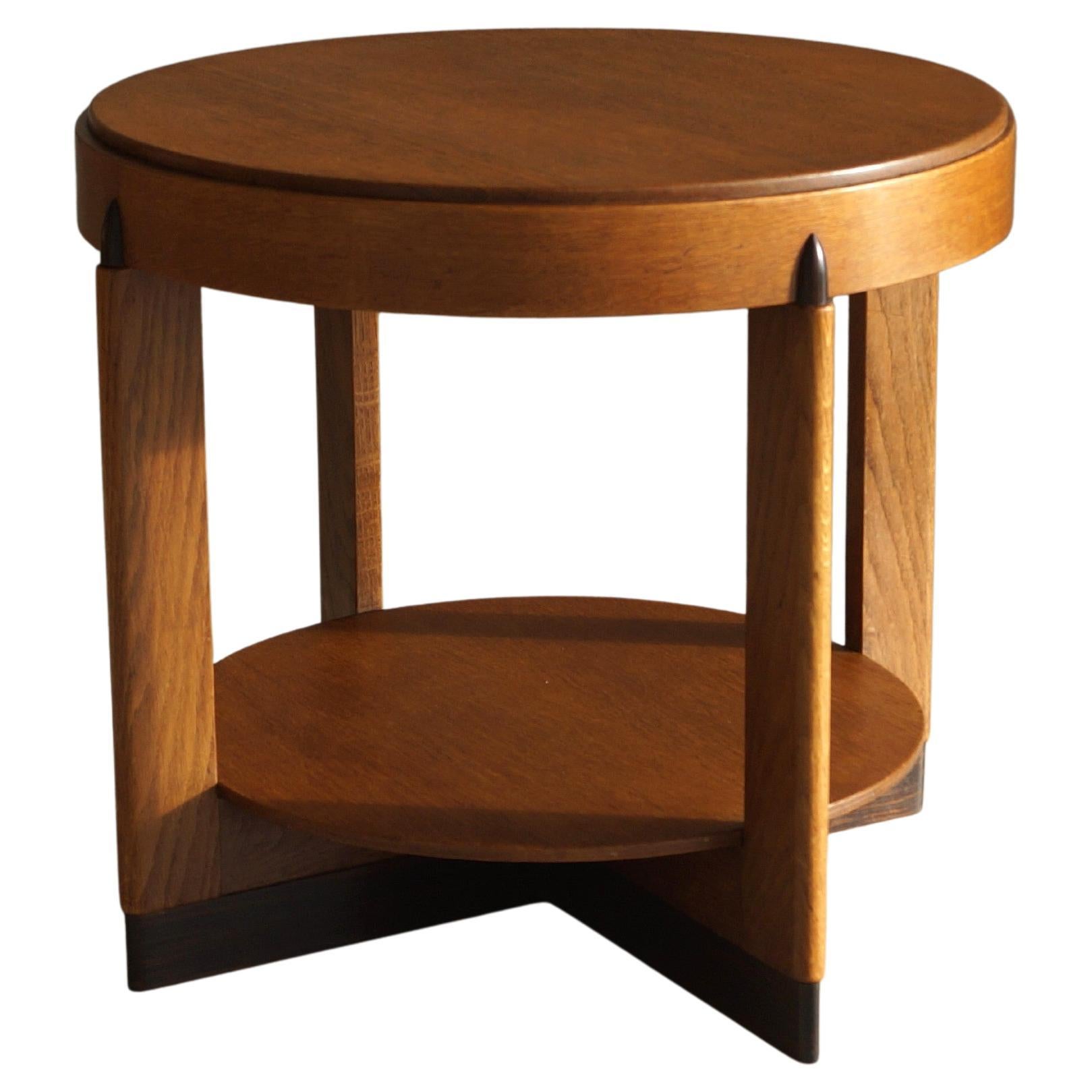 A Dutch Art Deco side table with a modernist design, 1920s