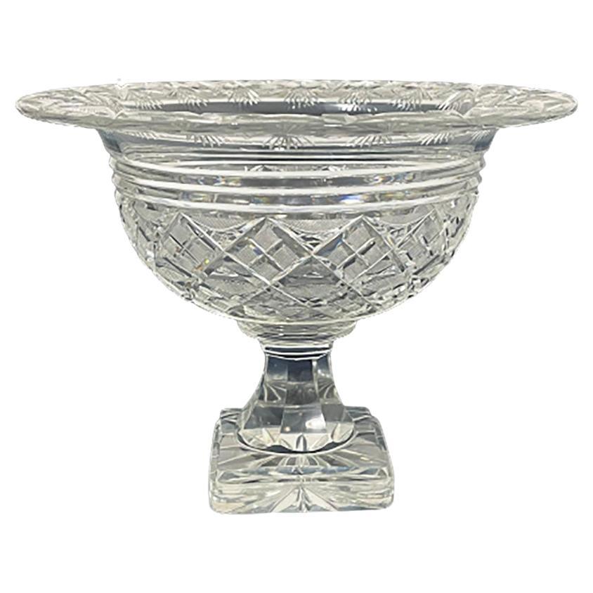 A Dutch crystal footed bowl, ca 1900 For Sale