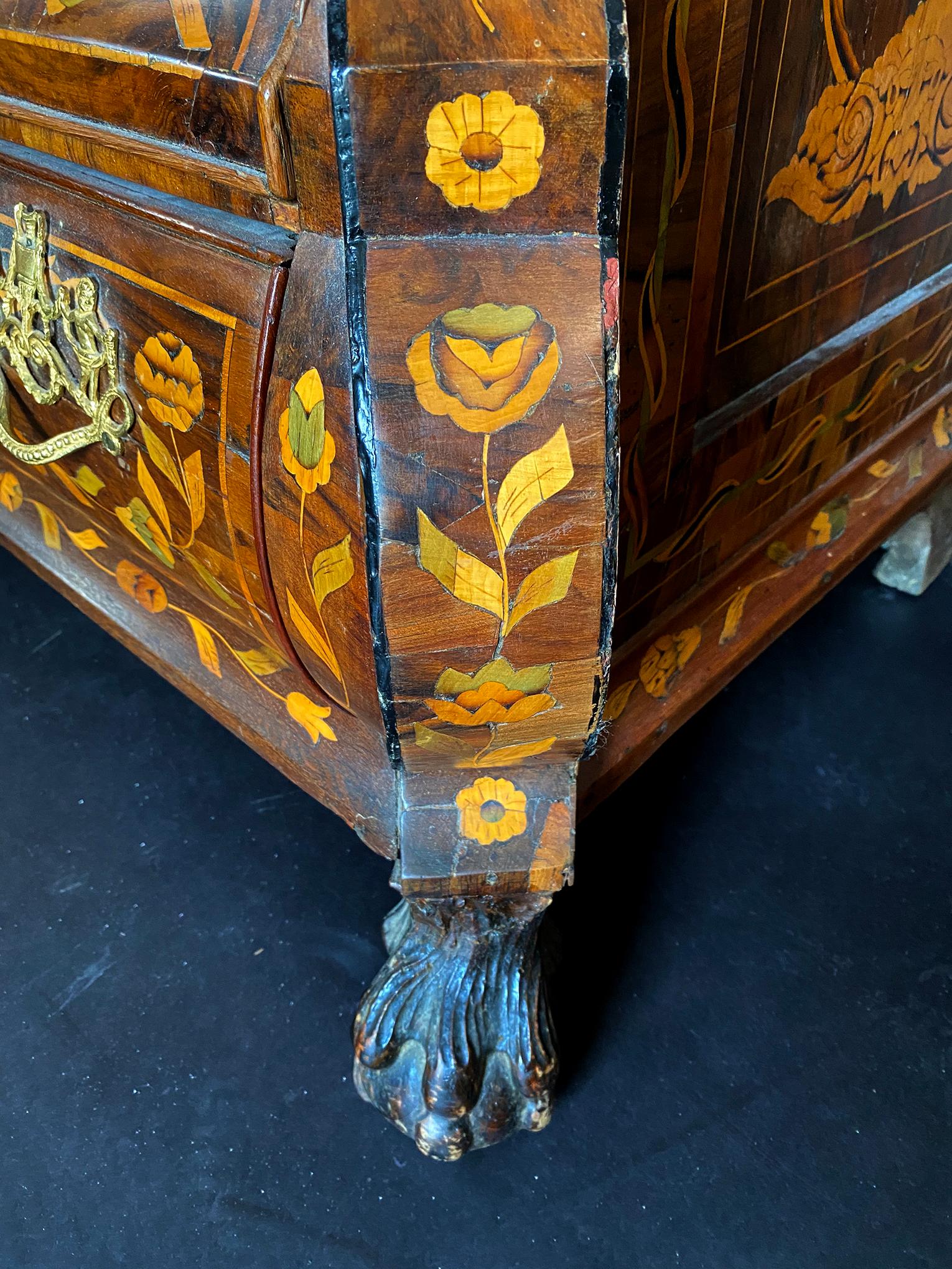 Dutch Rococo Bombe Marquetry Inlaid Dropfront Desk, Late 18th Century For Sale 3