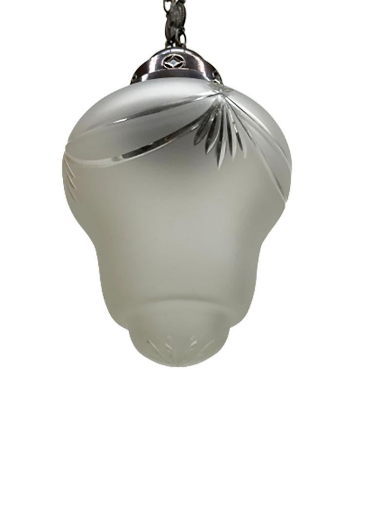 Lampada a sospensione olandese in cristallo satinato, 1900 circa in vendita 1