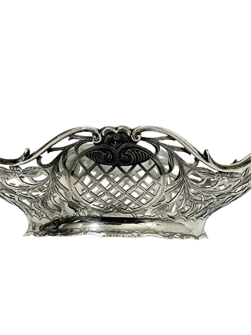 20th Century Dutch Silver Bonbon Basket by Gerrit Van Der Dussen, 1909 For Sale