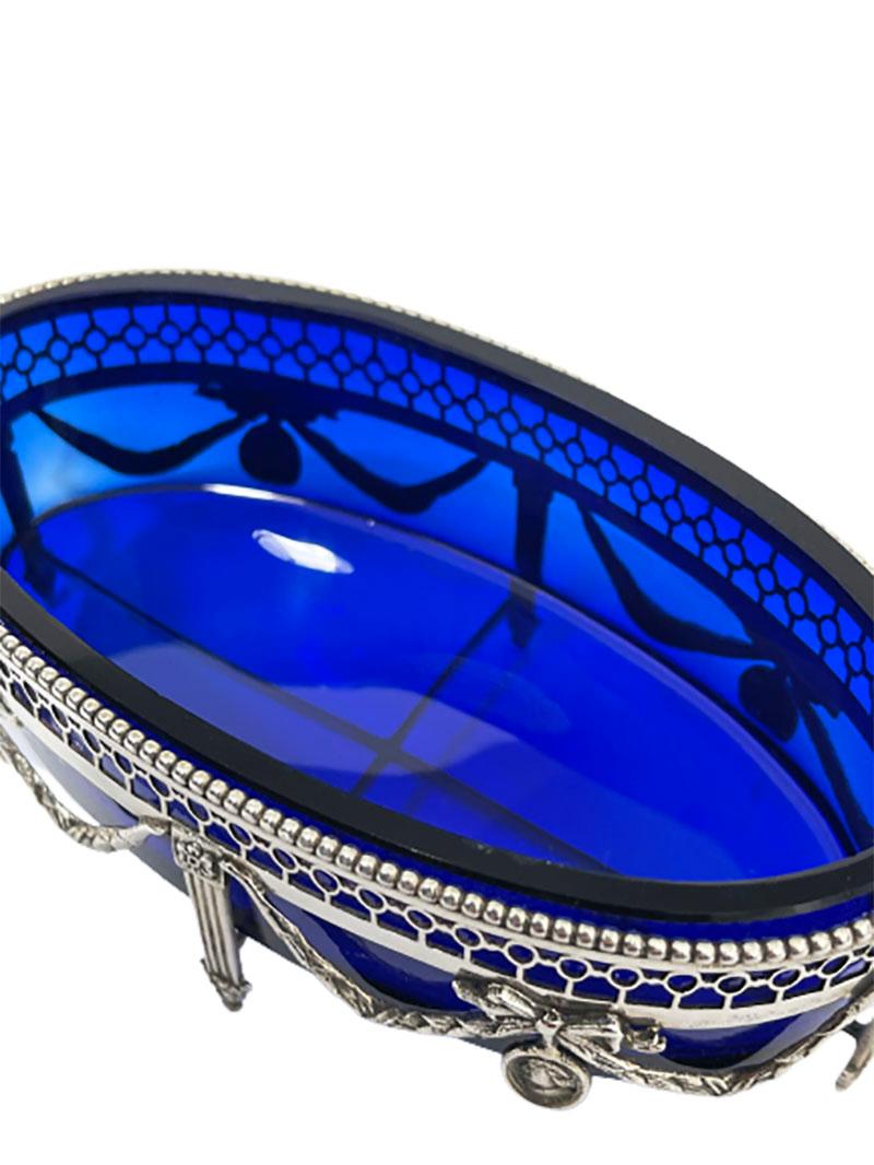 Dutch Silver Oval Jardiniere in Louis XVI Style with Cobalt Blue Glass, 1913 For Sale 1