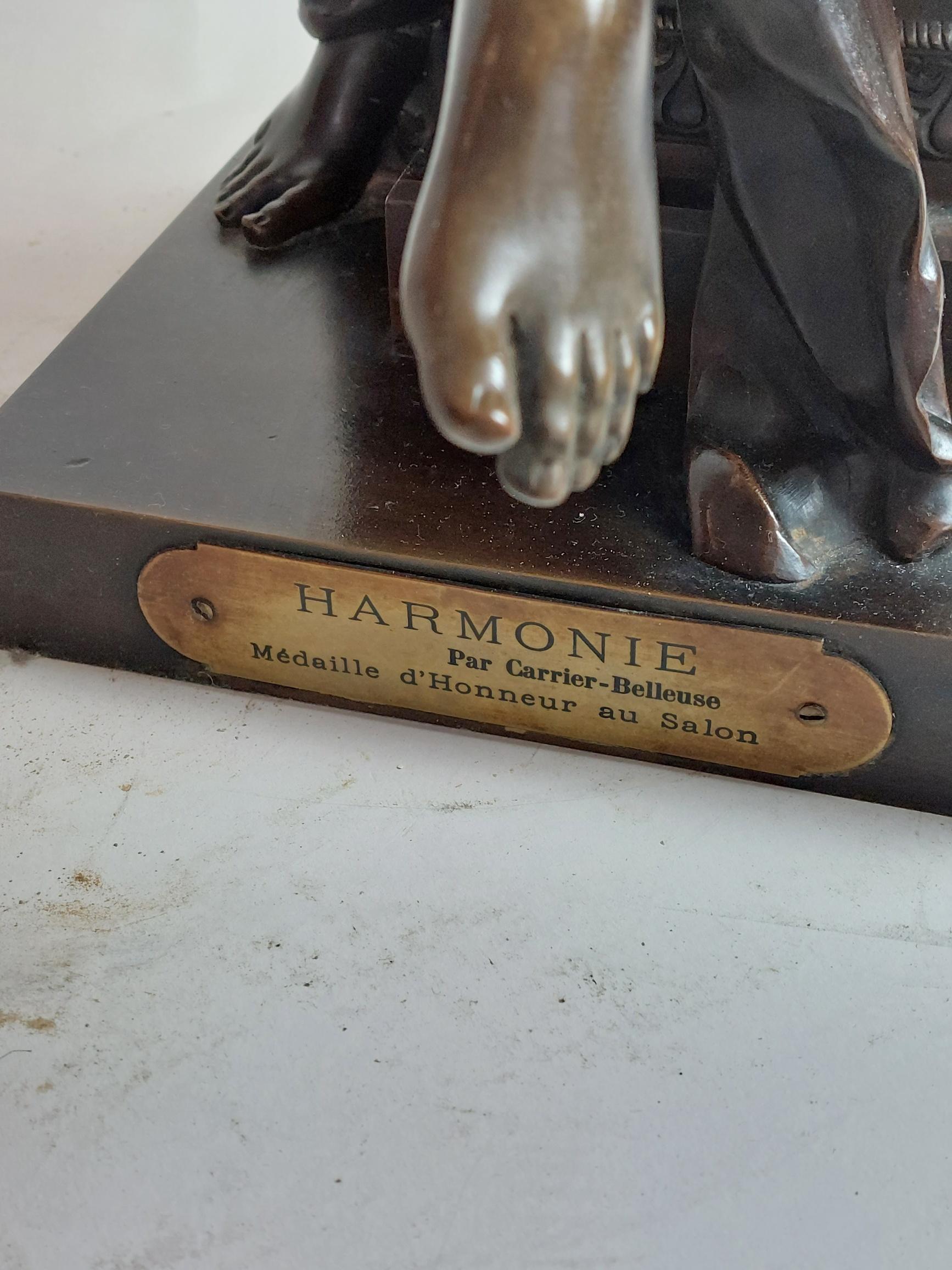 Français Bronze français du 19ème siècle représentant la déesse harmonie en vente