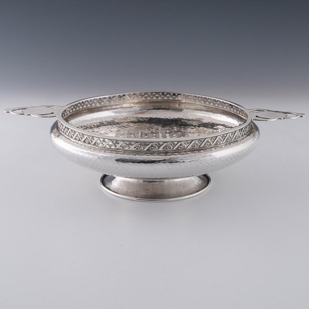 Early 20th Century A E Jones Silver Fruit Bowl Birmingham 1920 For Sale