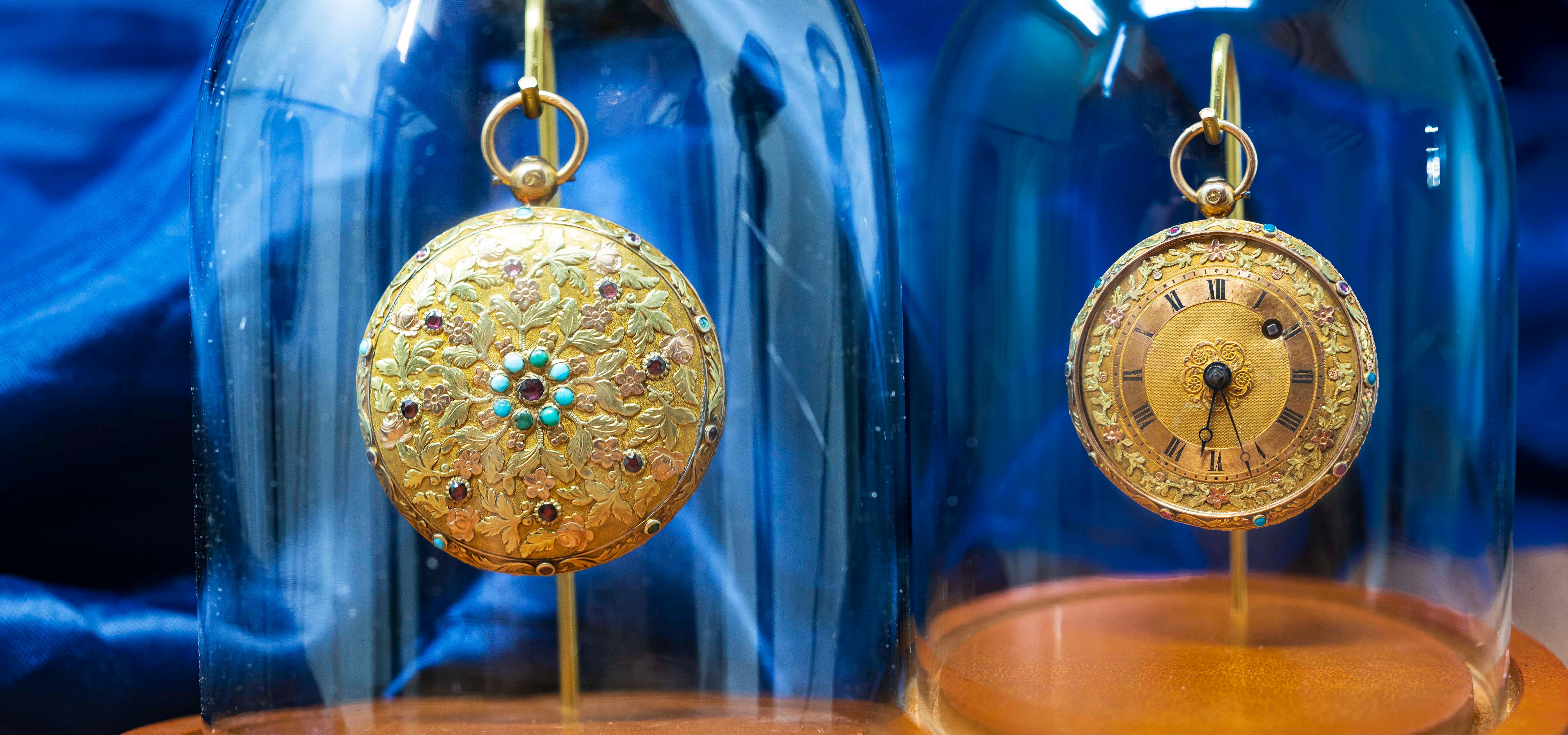 Early 18 Karat Multi-Color Yellow Gold Turquoise Amethyst Pocket Watch In Good Condition In New york, NY