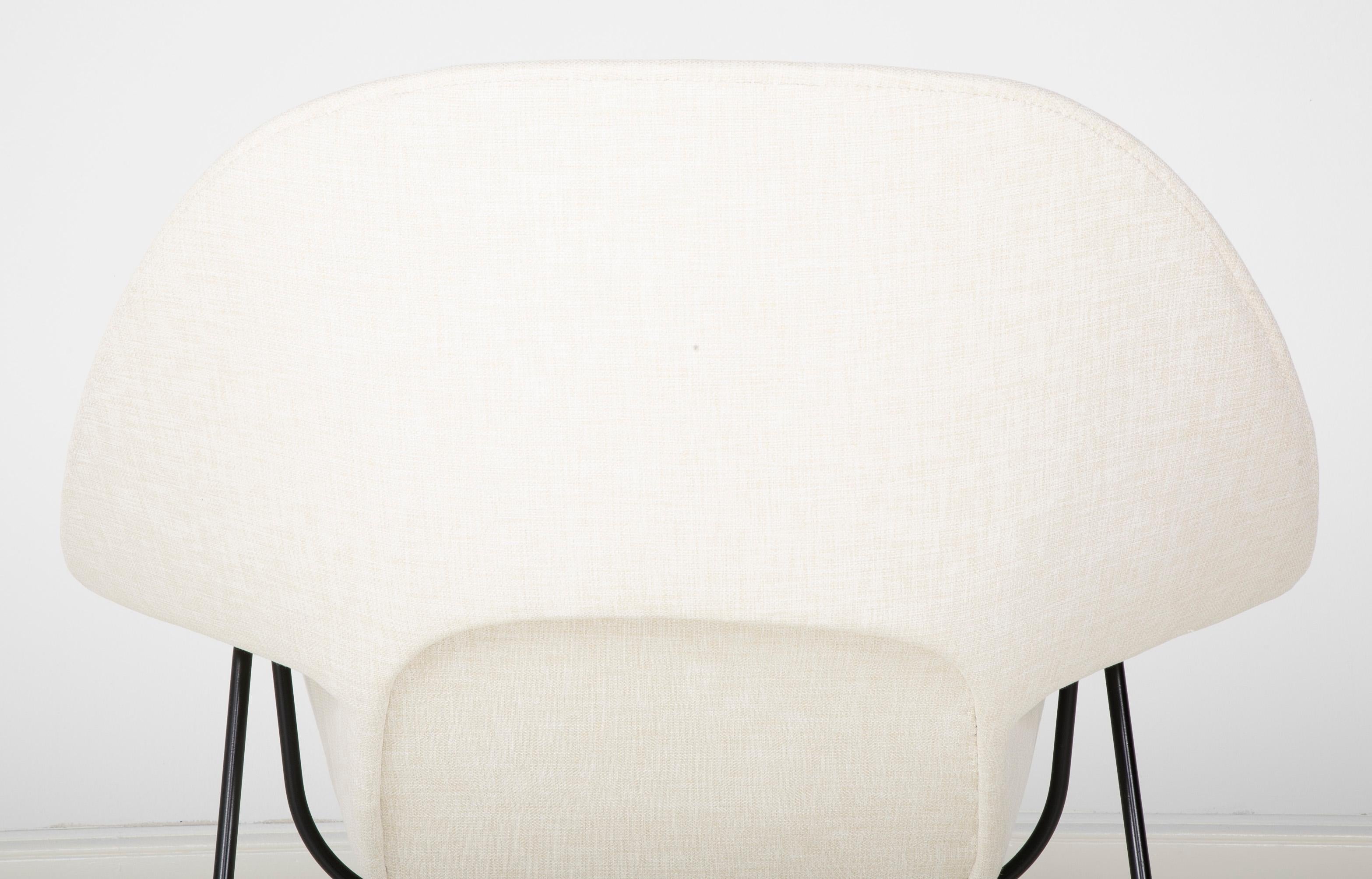 Early Womb Chair Designed for Eero Saarinen For Sale 8
